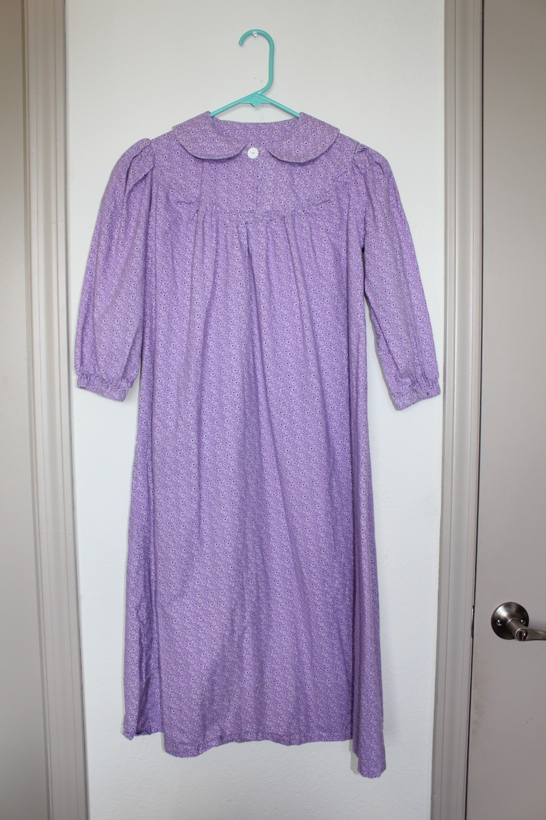 Handmade Vtg 70s Muumuu Dress Purple Cotton Floral Peter Pan Collar Lavendar XS