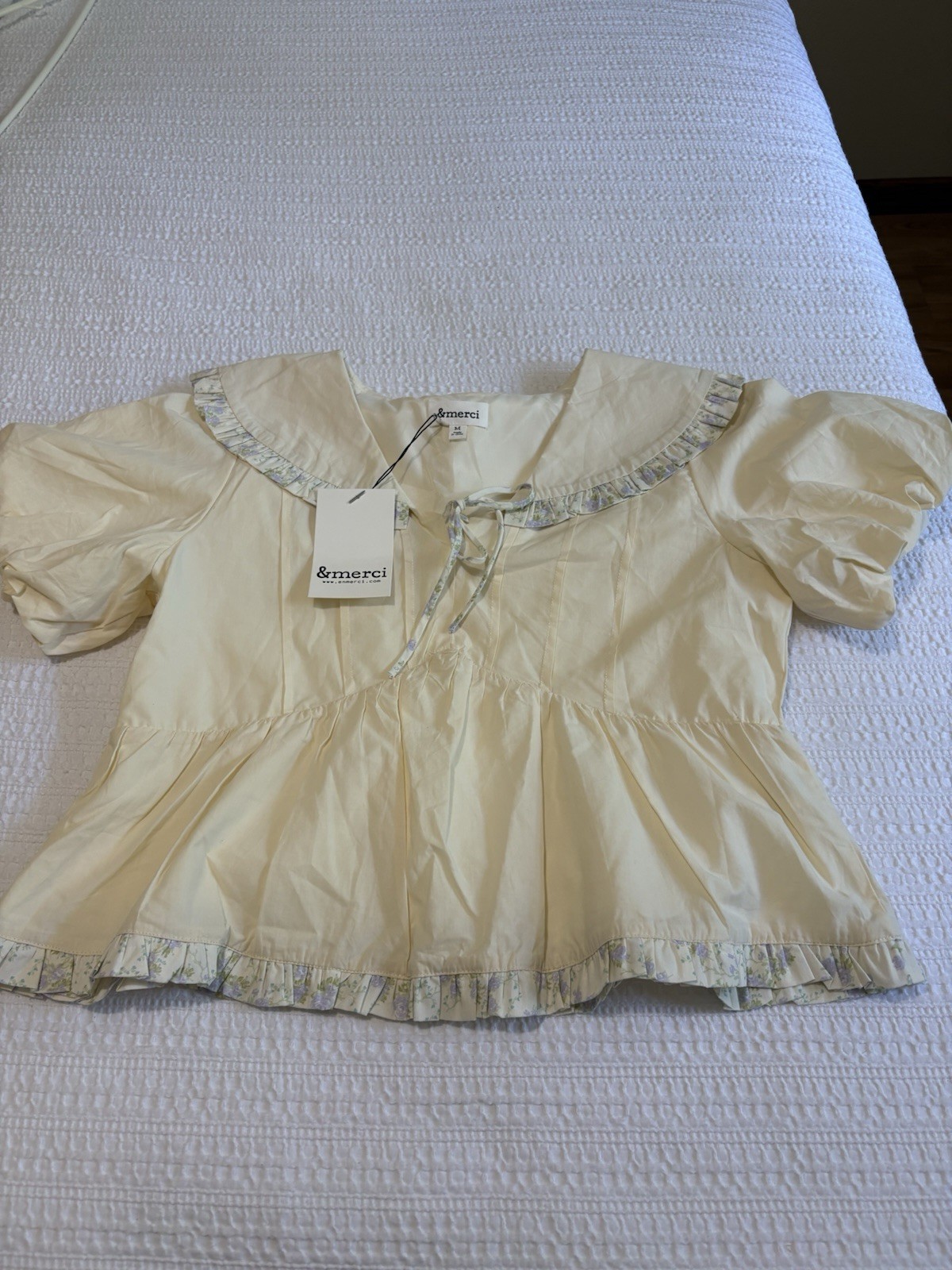 &merci NWT Medium Peter Pan Collar Puff Sleeve Babydoll Top Cream Floral