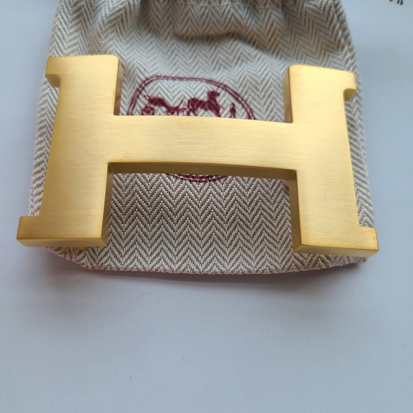 38mm H Gold Brushed Constance Belt Buckle