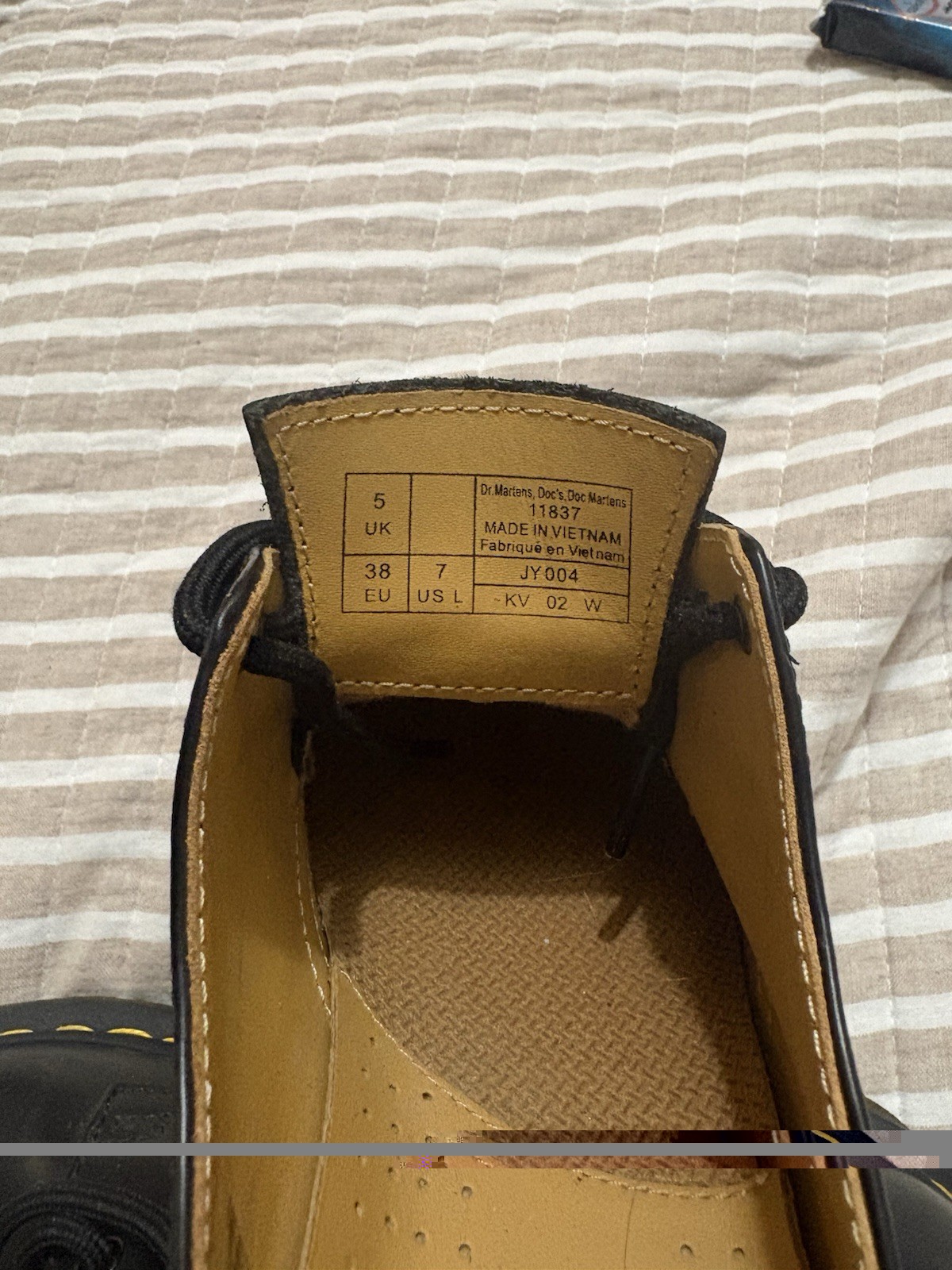 Dr Martens Reeder Black Leather Shoes Women’s US 7 UK 5 EU 38 Low Top JY004