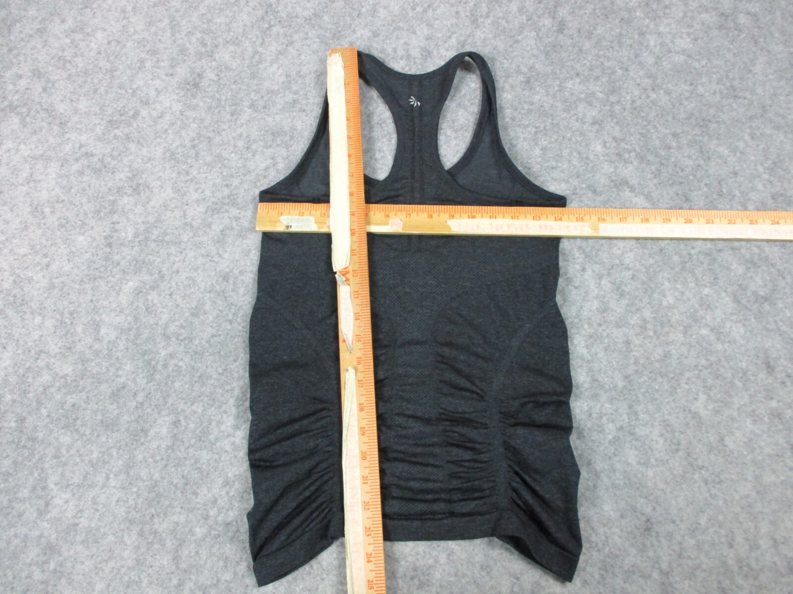 Athleta Tank Top Womens XS Gray Black heathered W29in Workout Sport Slim Ladies