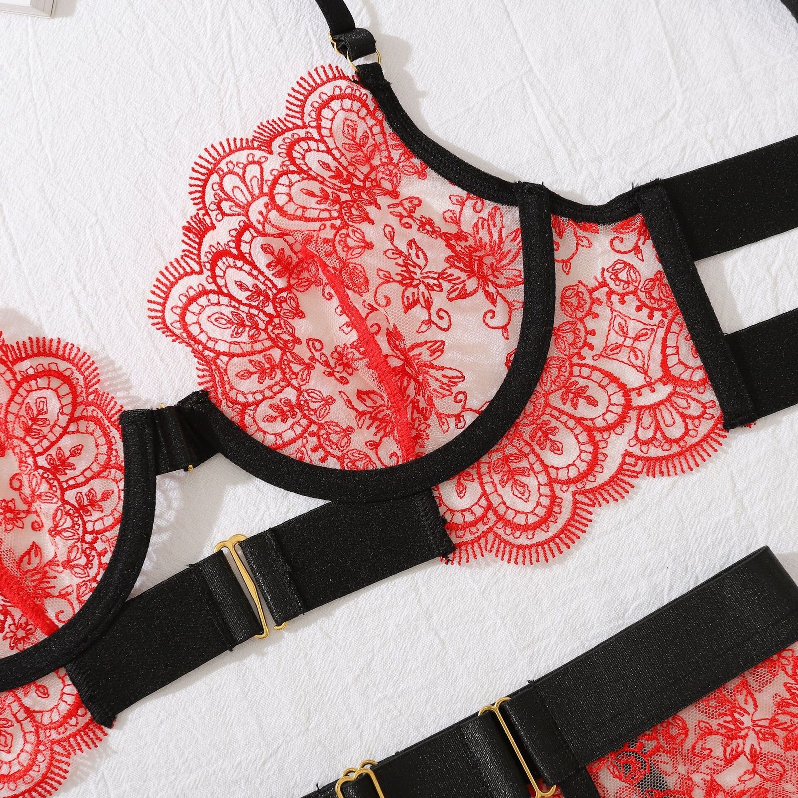 Embroidered Eyelash Lace Bra Waist Garter Thongs Thigh Belt 4-Piece Lingerie Set