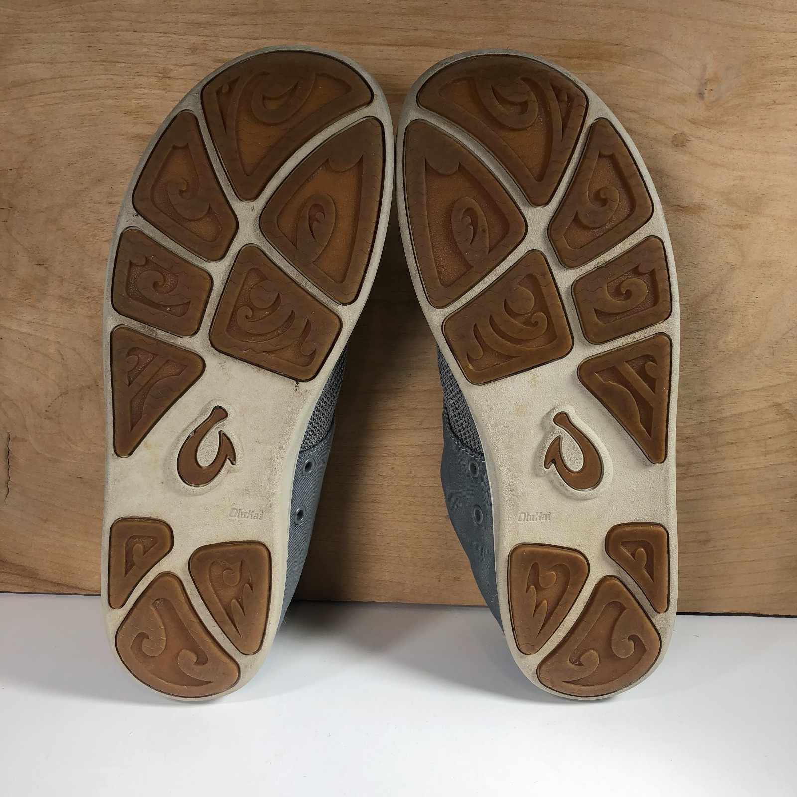 OluKai Nohea Moku Mesh Sharkskin Gray Slip On Shoes Men’s Size 10.5