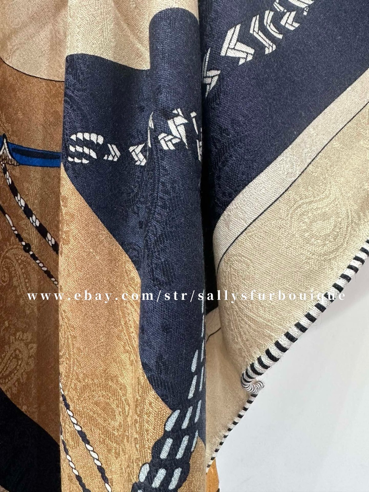 70% Cashmere 30% Silk Jacquard Wrap Scarf Saddle Print 2 Face Shawl 43″