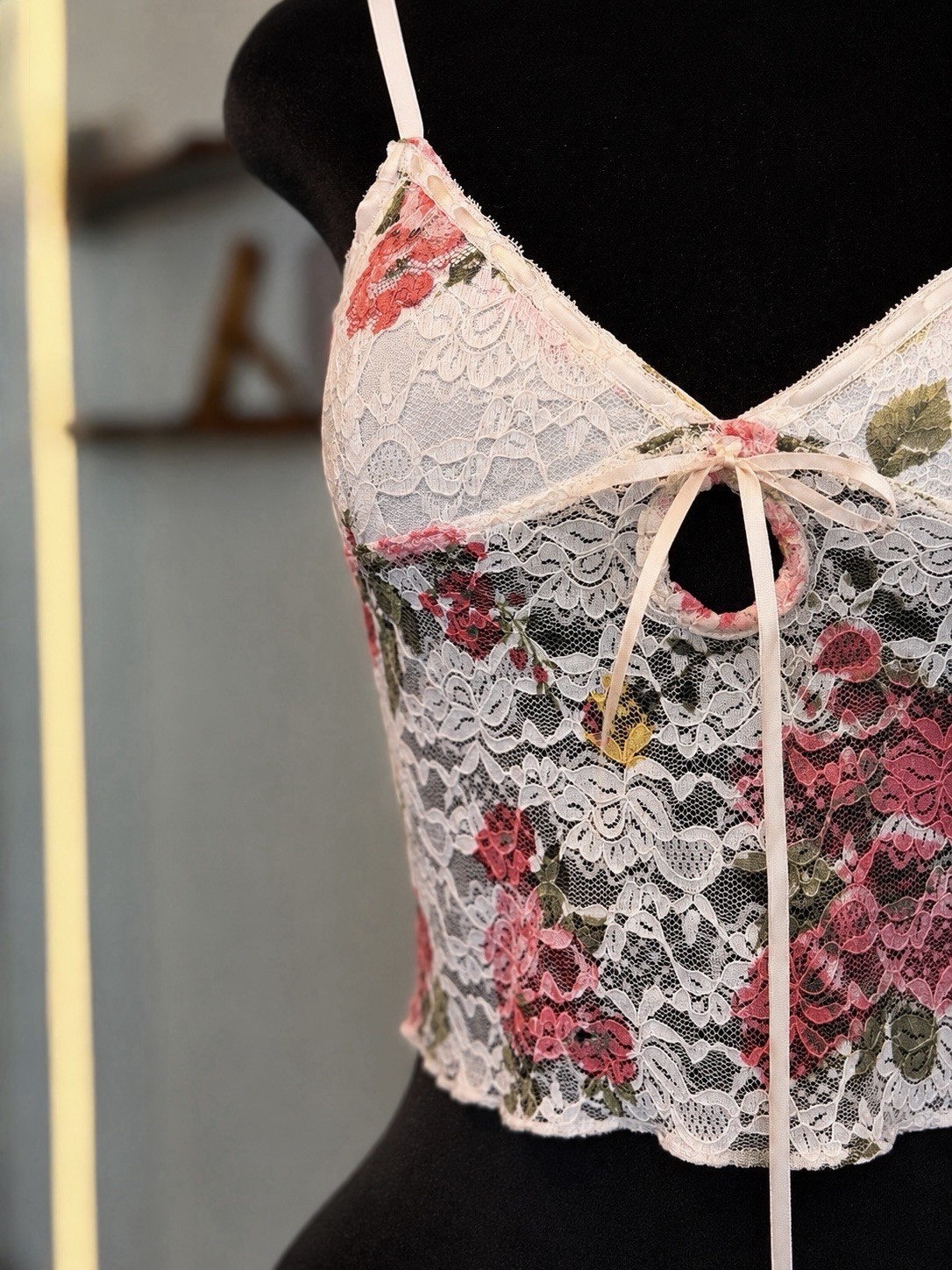Edikted Coquette Y2K Floral Lace Corset Cami Top | Garden Muse