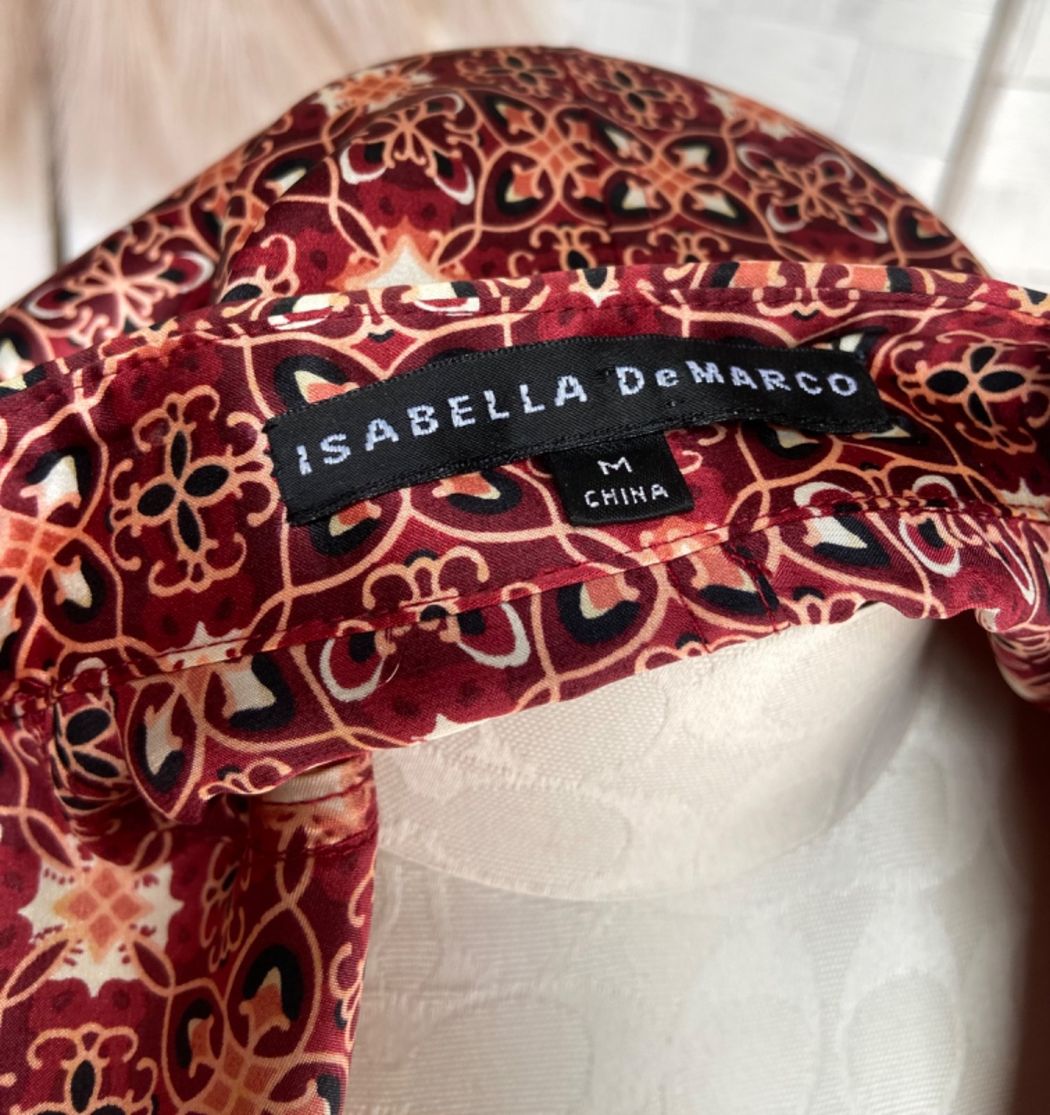 Isabella DeMarco 100% Silk Button Down Geometric Print Burgundy Blouse Size M