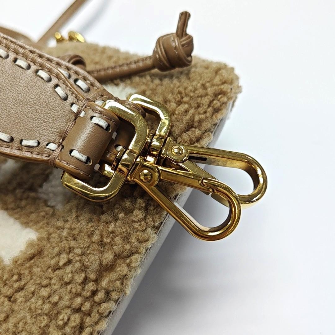 Fendi Mon Tresor FF Floral Embossed Drawstring Bucket Bag – Excellent #DE2QZW