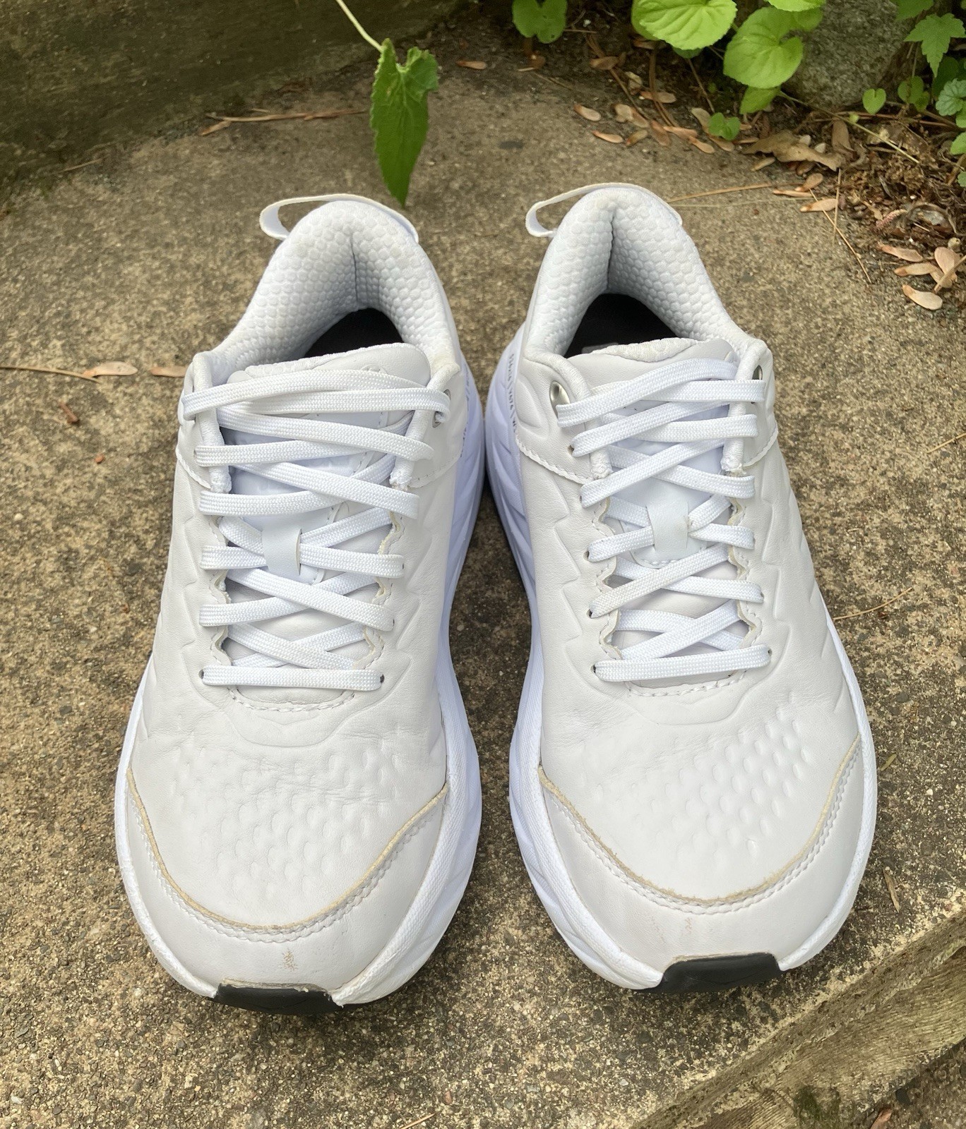 Hoka One One Bondi SR White Women’s 8 Leather Athletic Sneakers Slip Resistant