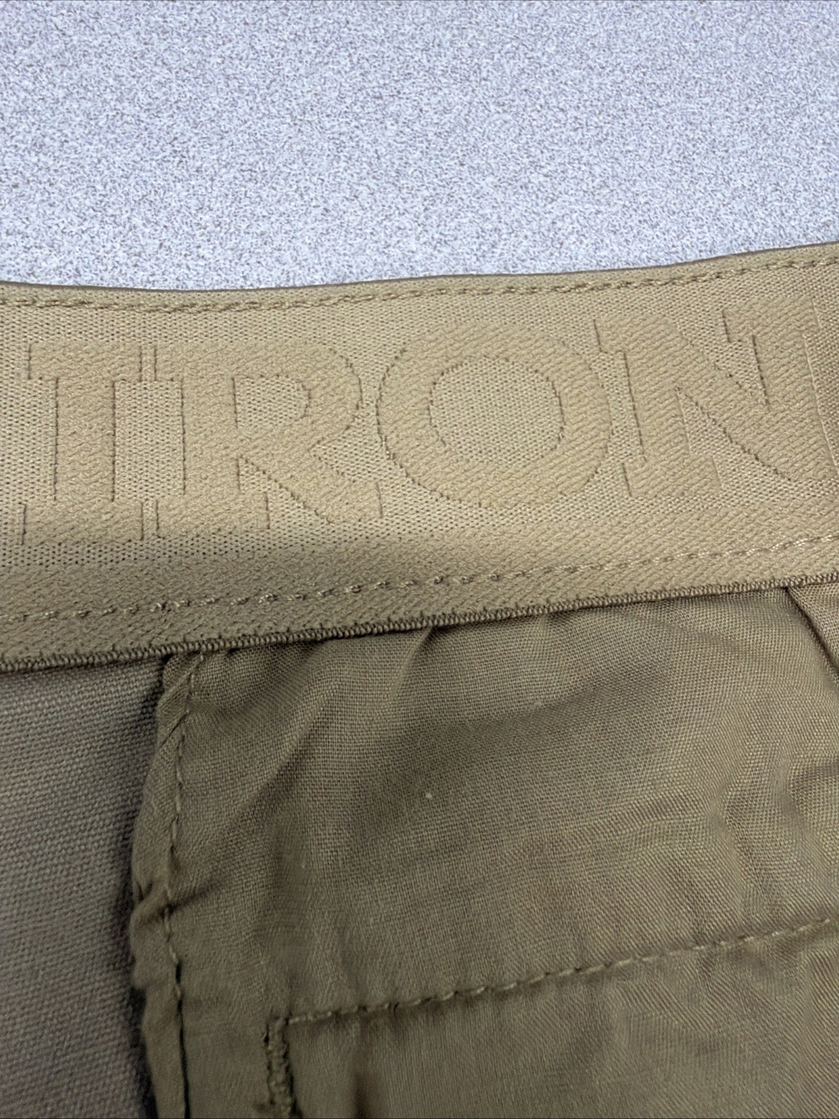 Men’s Iron Co Stretch Cargo Shorts, Khaki Size 44, Regular Fit