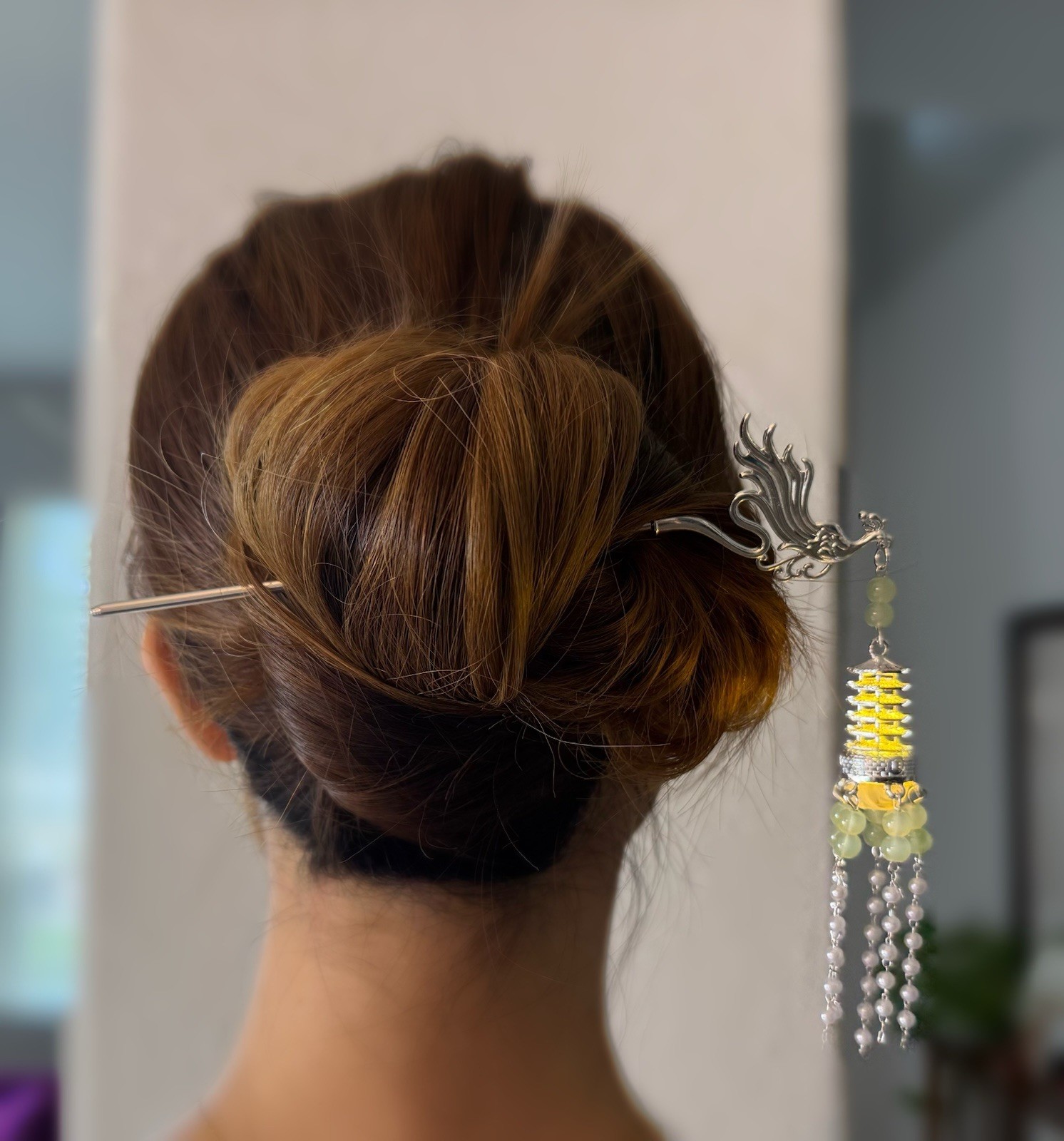 Luminous Silver Tone Metal Hair Stick Green Glass Beaded Dangle Charm Women