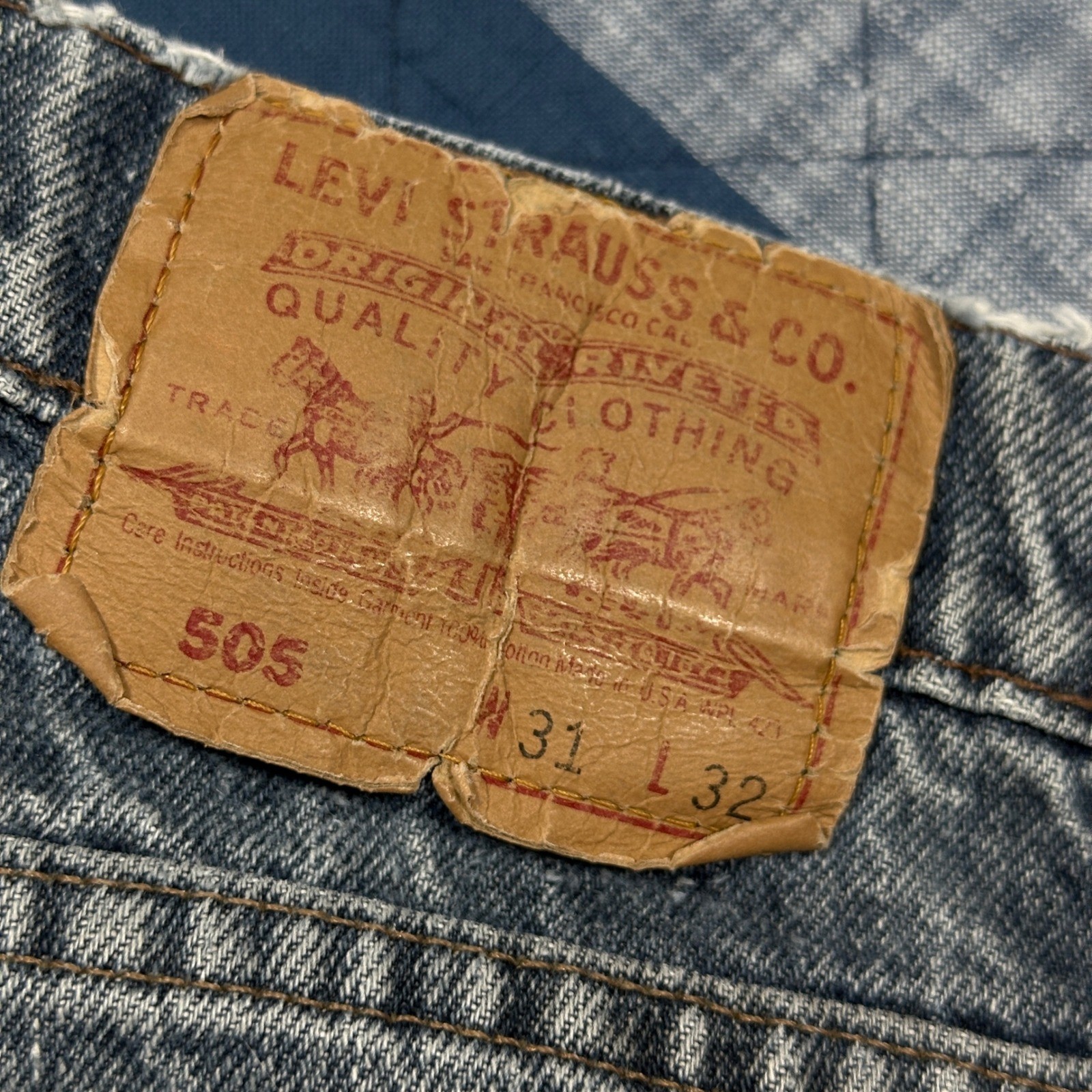 Vintage Levis 505 Jeans 31×32 (Fits 29) Made in USA Thrashed Faded Straight Leg