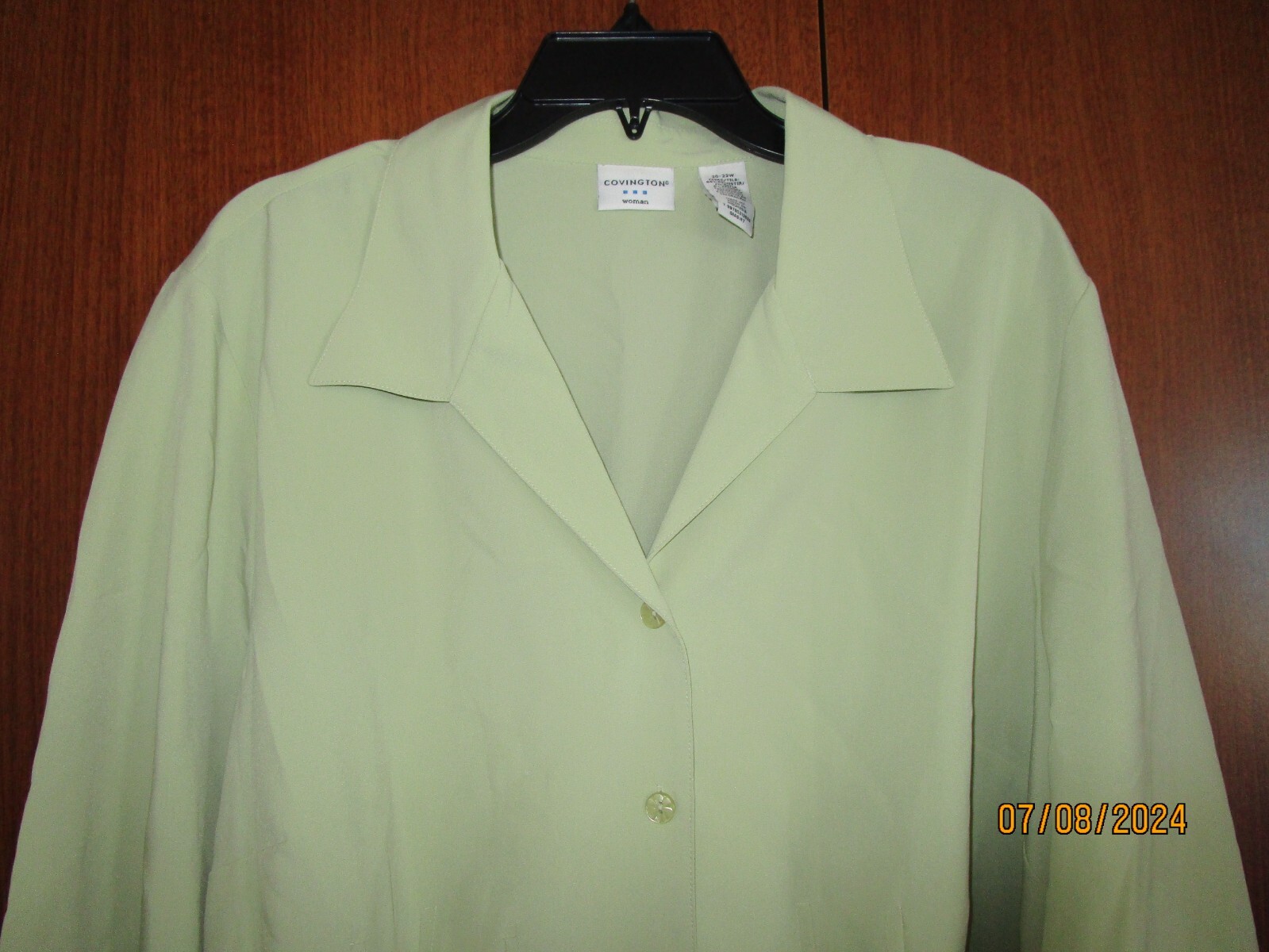Covington Blouse w Eyelet Accents Sz 20 22 Polyester & Spandex Bust 52 Length 27