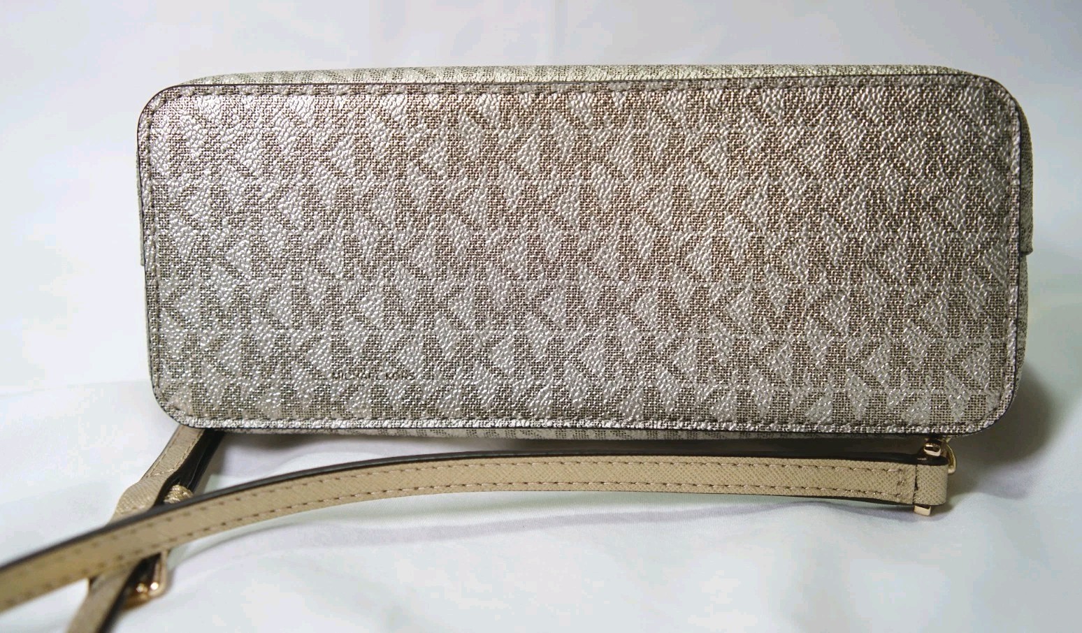 Michael Kors Jet Set Travel Dome Crossbody – Pale Gold Metallic Logo Design