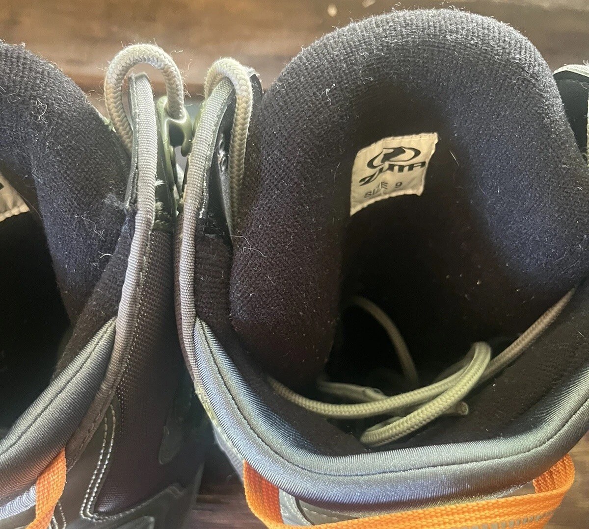 Zuma Men’s Snow Ski Winter Boots Heavyweight Size 9 Charcoal Grey Orange