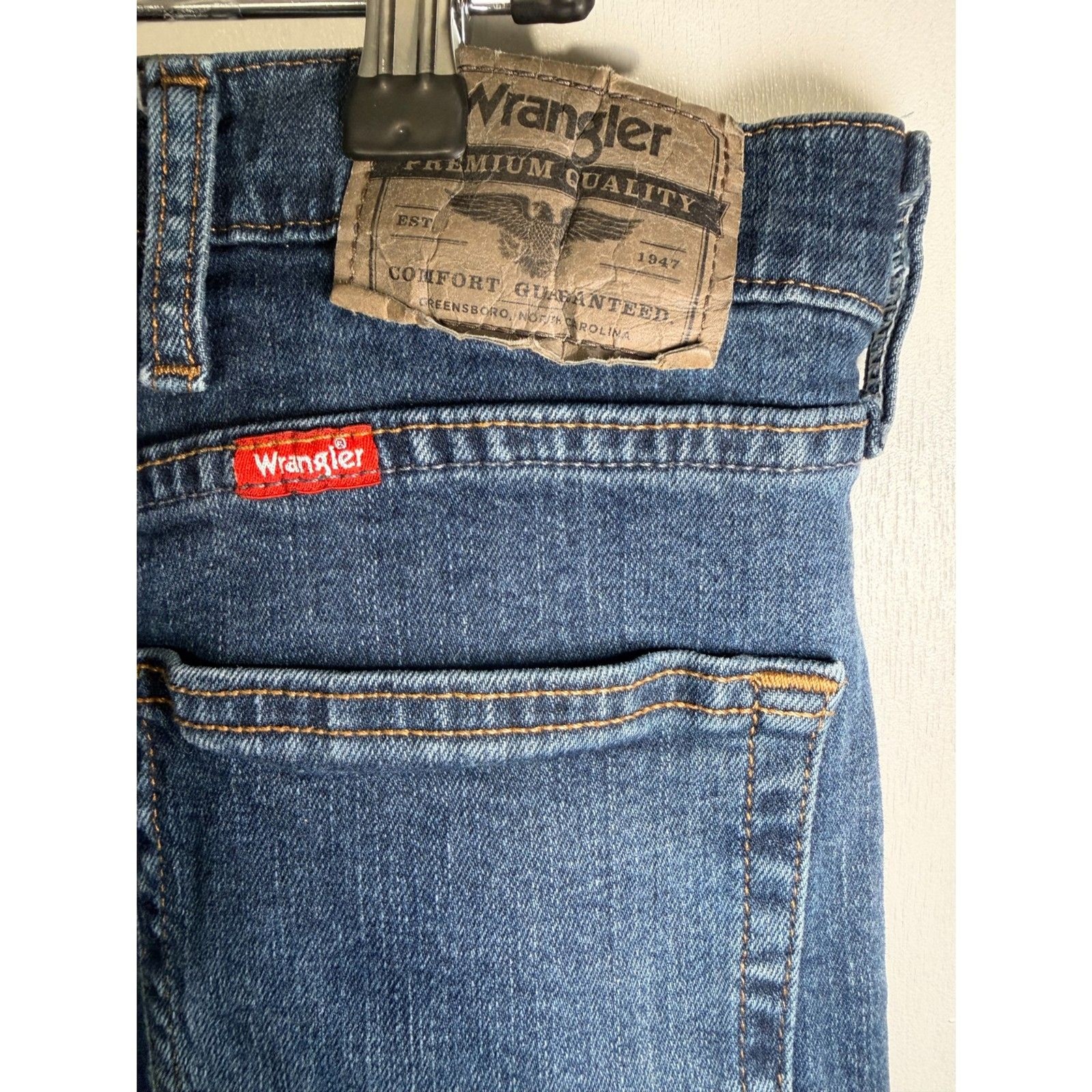 Wrangler Relaxed Fit Straight Leg Jeans 40×32 Stretch Denim Blue