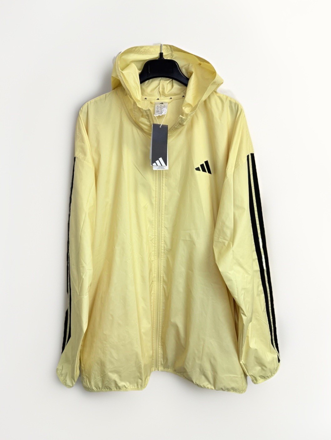 New adidas Essentials Woven 3-Stripes Windbreaker Jacket Men’s 2XL IM7847 Yellow