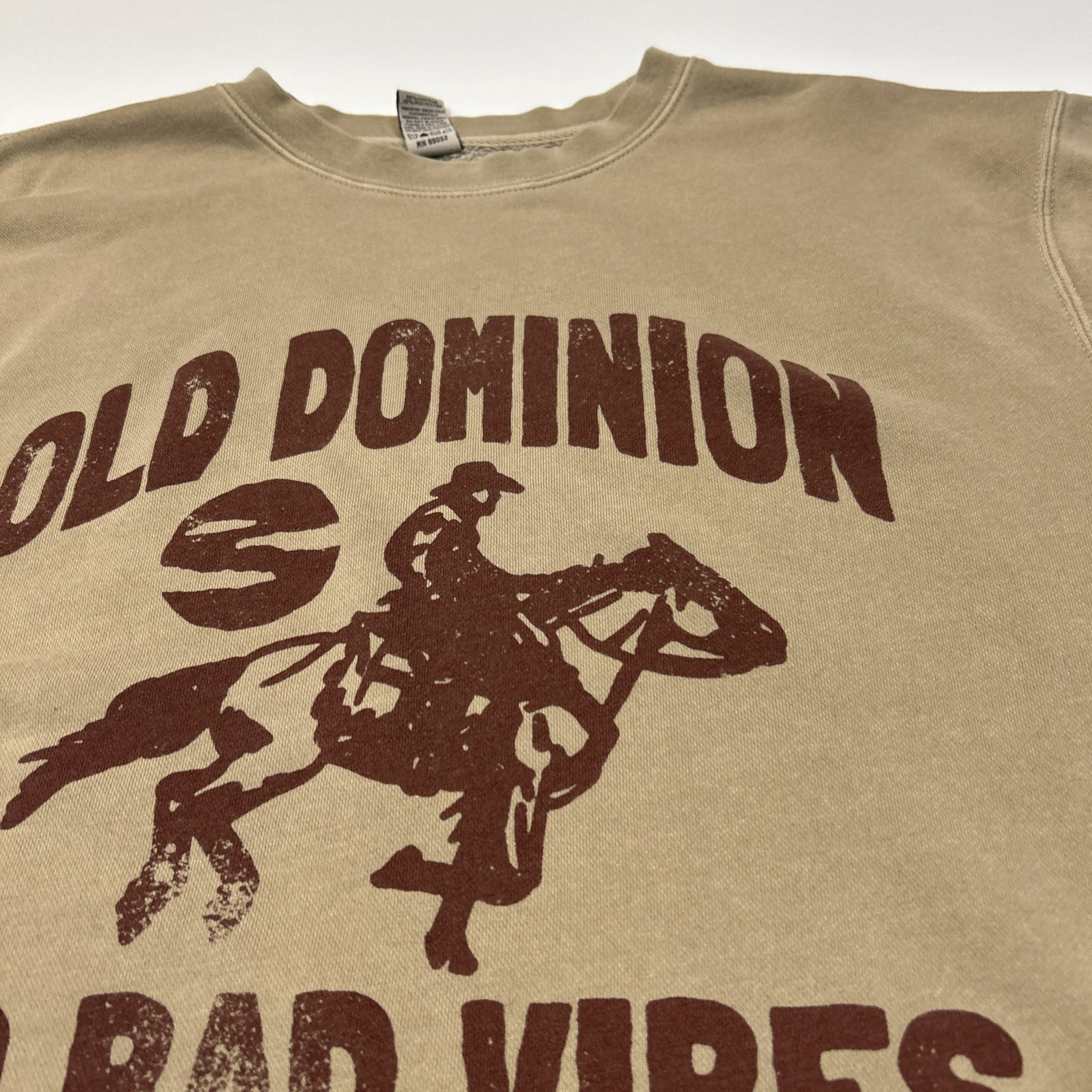 Old Dominion Mens Sweatshirt Large Beige No Bad Vibes World Tour Double Sided