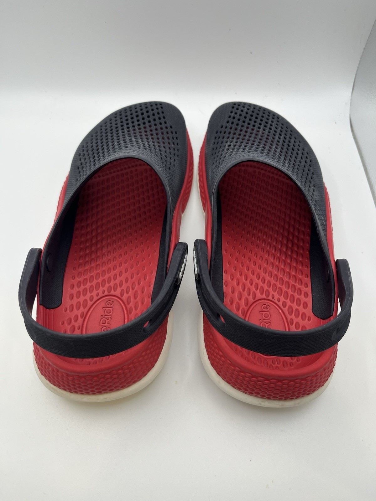 Crocs LiteRide 360 Clog Black Red, Men 4 Women 6, Water Comfort Slip On. EUC