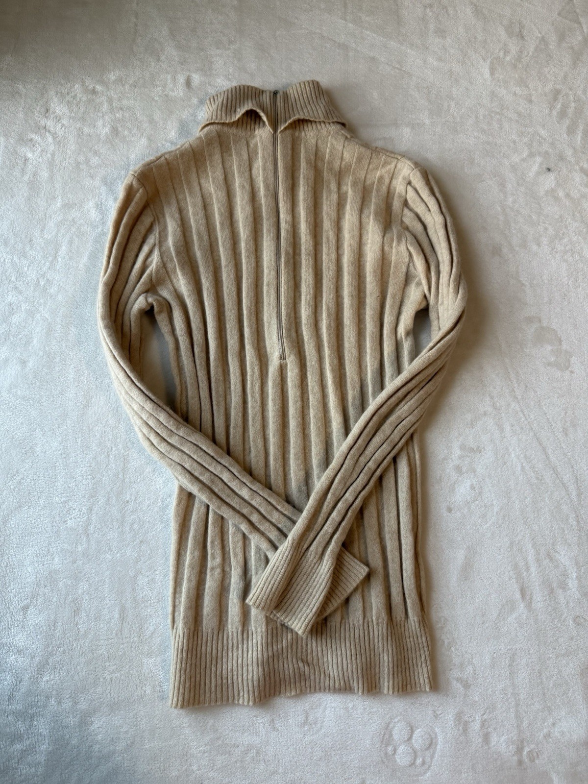 DALTON 100% VIRGIN CASHMERE ZIP BACK CLOSURE SWEATER SIZE XS Beige