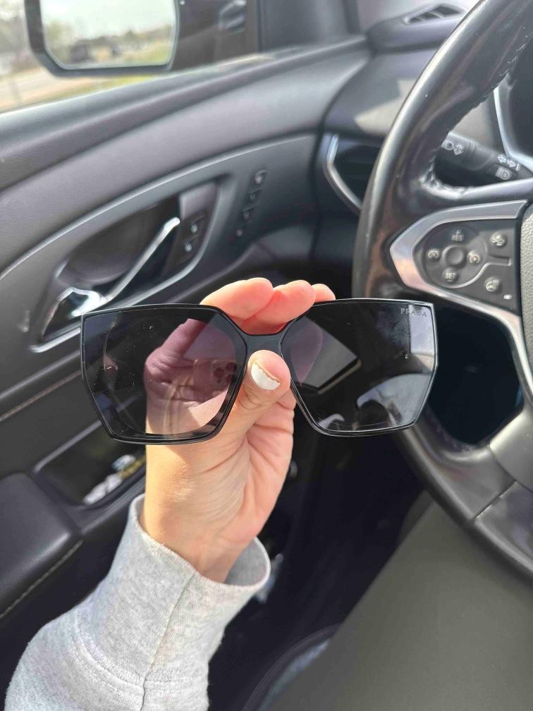 PRADA PR18WS Oversized Geometric Black Gradient Gray Sunglasses Women Designer