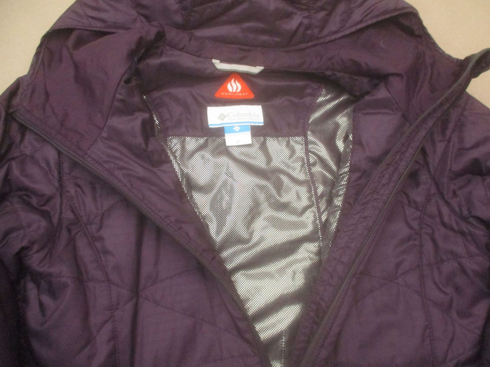Columbia Size M Women Purple Insulated Pockets Hooded Full Zip Outdoor Parka 206