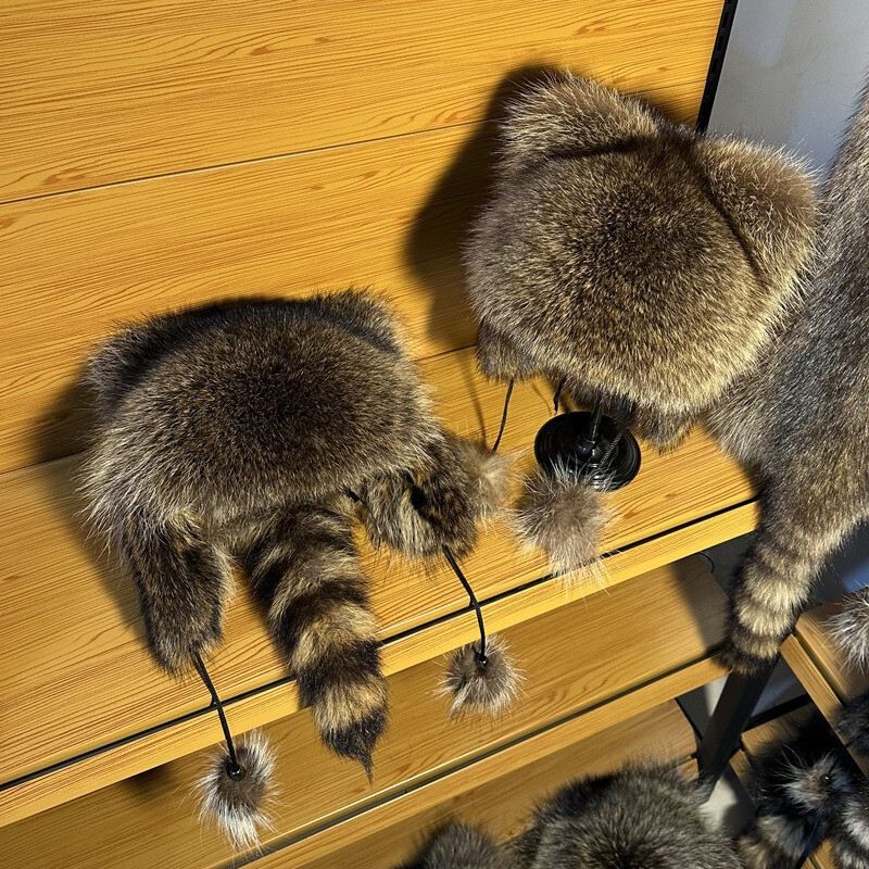 1pcs Adult Real Raccoon Fur Hat Trapper Hat Russian Hat Ushanka Ski Hunter Hat
