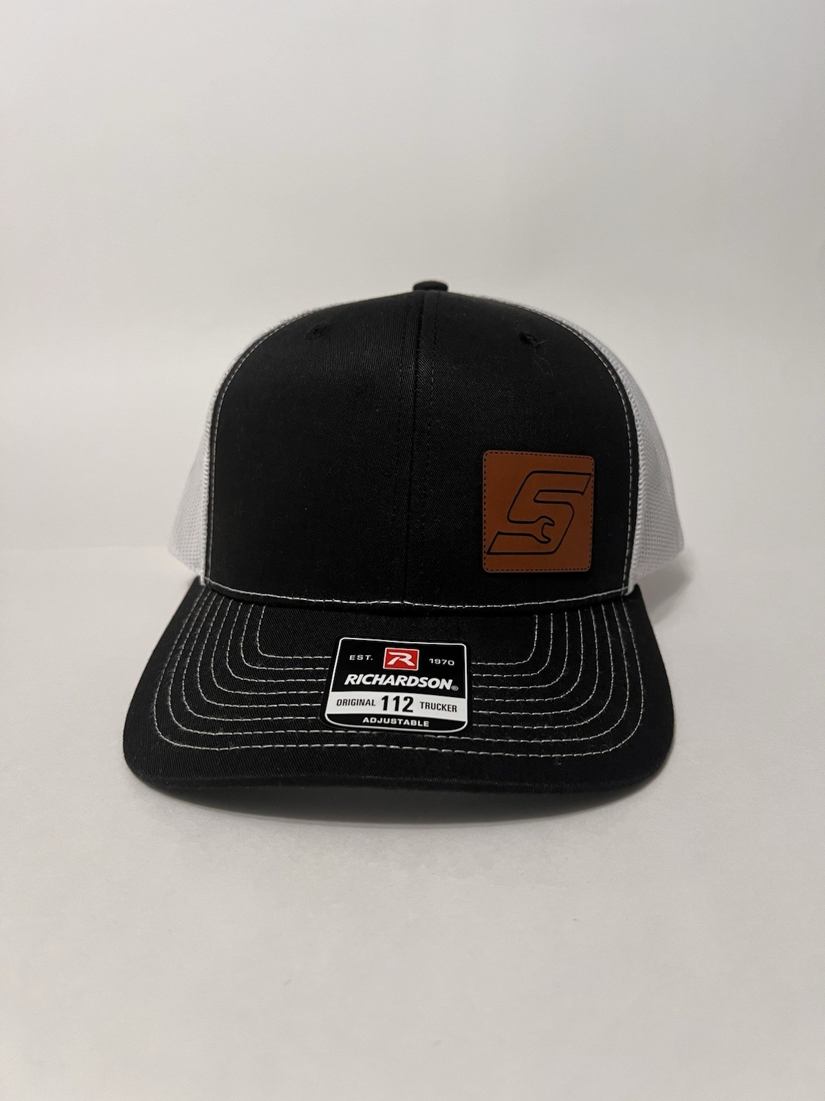 Snap-On Richardson 112 Mesh Back Trucker Hat Brown Leather Patch Black/White NWT