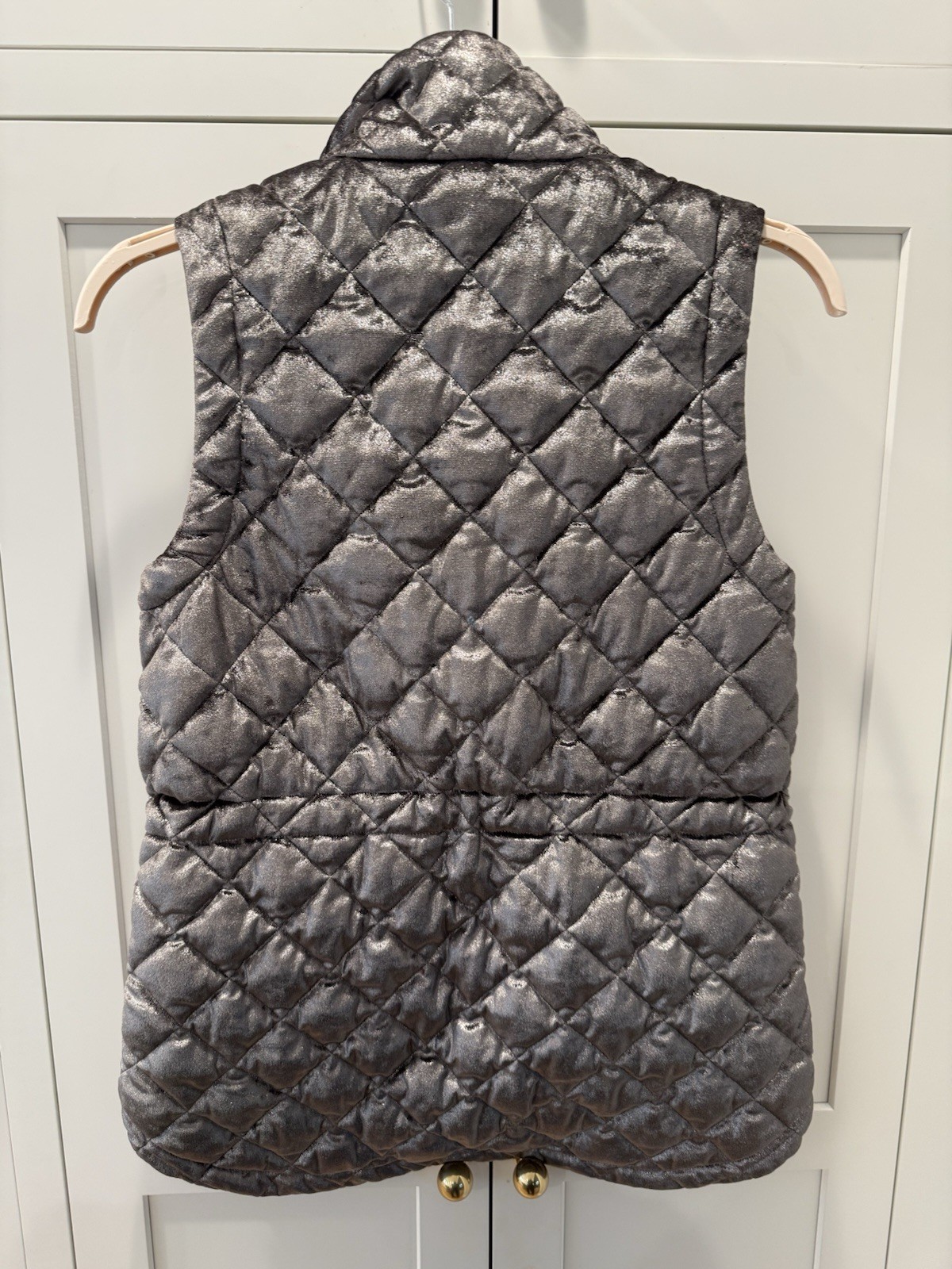 Athleta Whisper Featherless Vest Size XS Quilted Silver Metallic Velvet Puffer