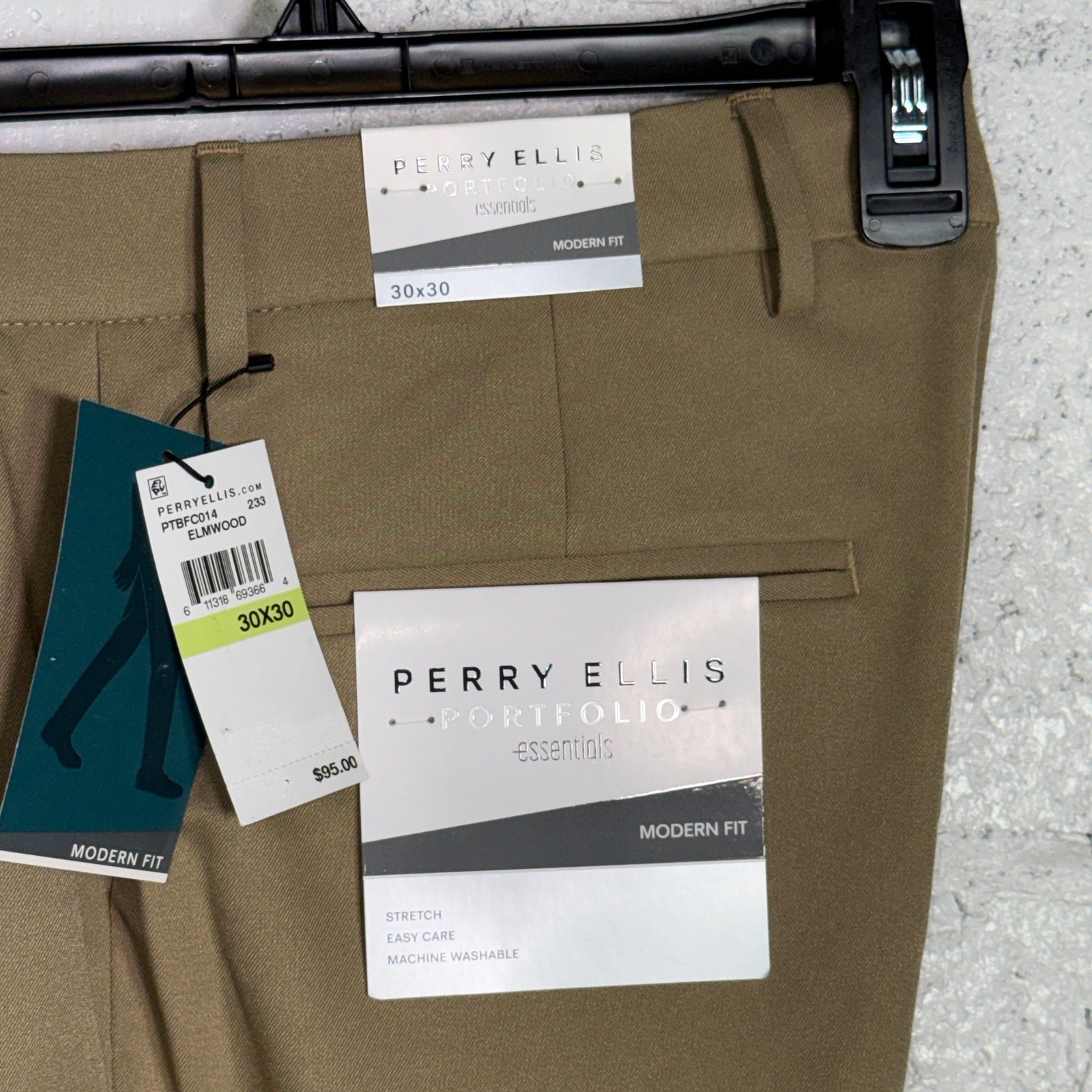 Perry Ellis Portfolio Men’s Modern-Fit Twill Pants – Elmwood 30×30 $95