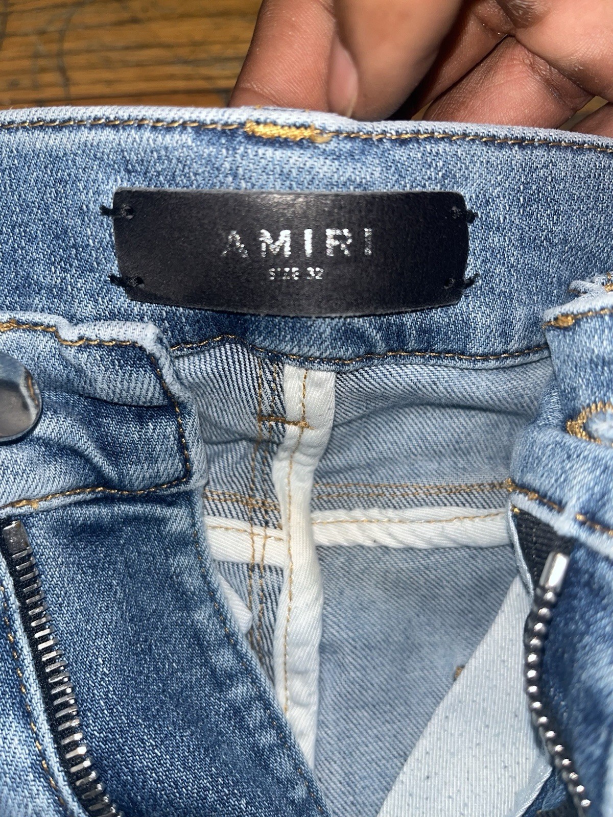 AMIRI Men’s Light Wash Distressed Skinny Slim Fit Blue Denim Jeans