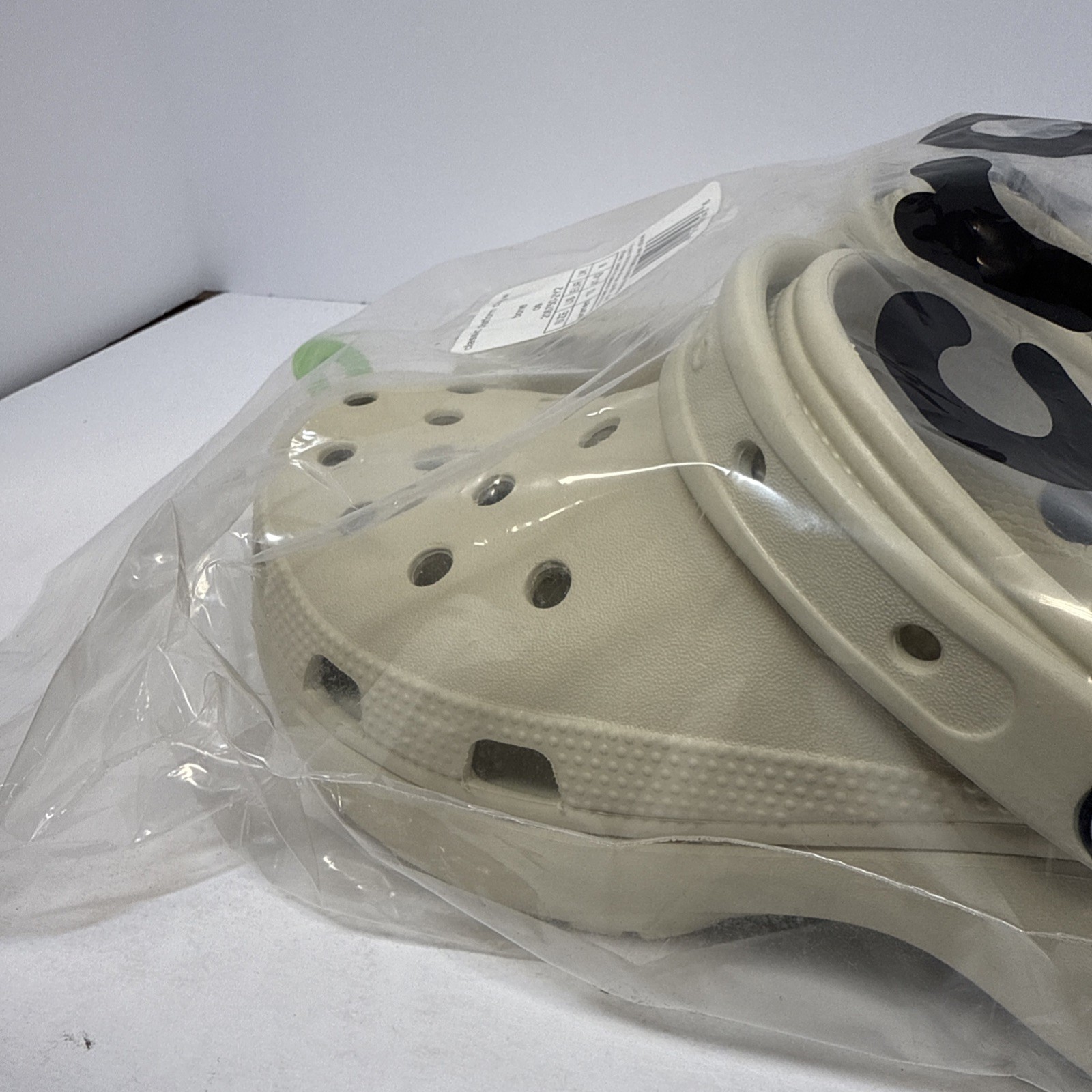 Crocs Mega Crush Clogs Platform Shoes Bone Ivory Men’s Size 6 Women’s Size 10