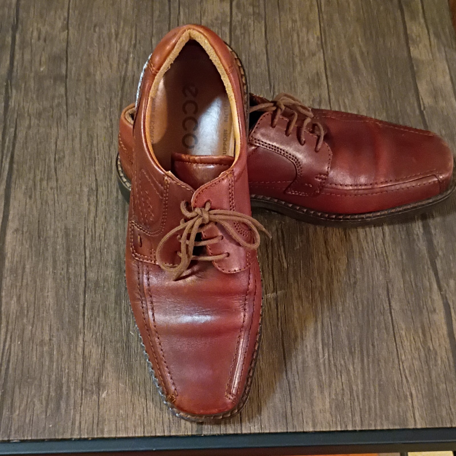 ECCO Shoes Mens 9.0 Brown Leather Derby Oxford Lace-Up Dress Comfort Classic