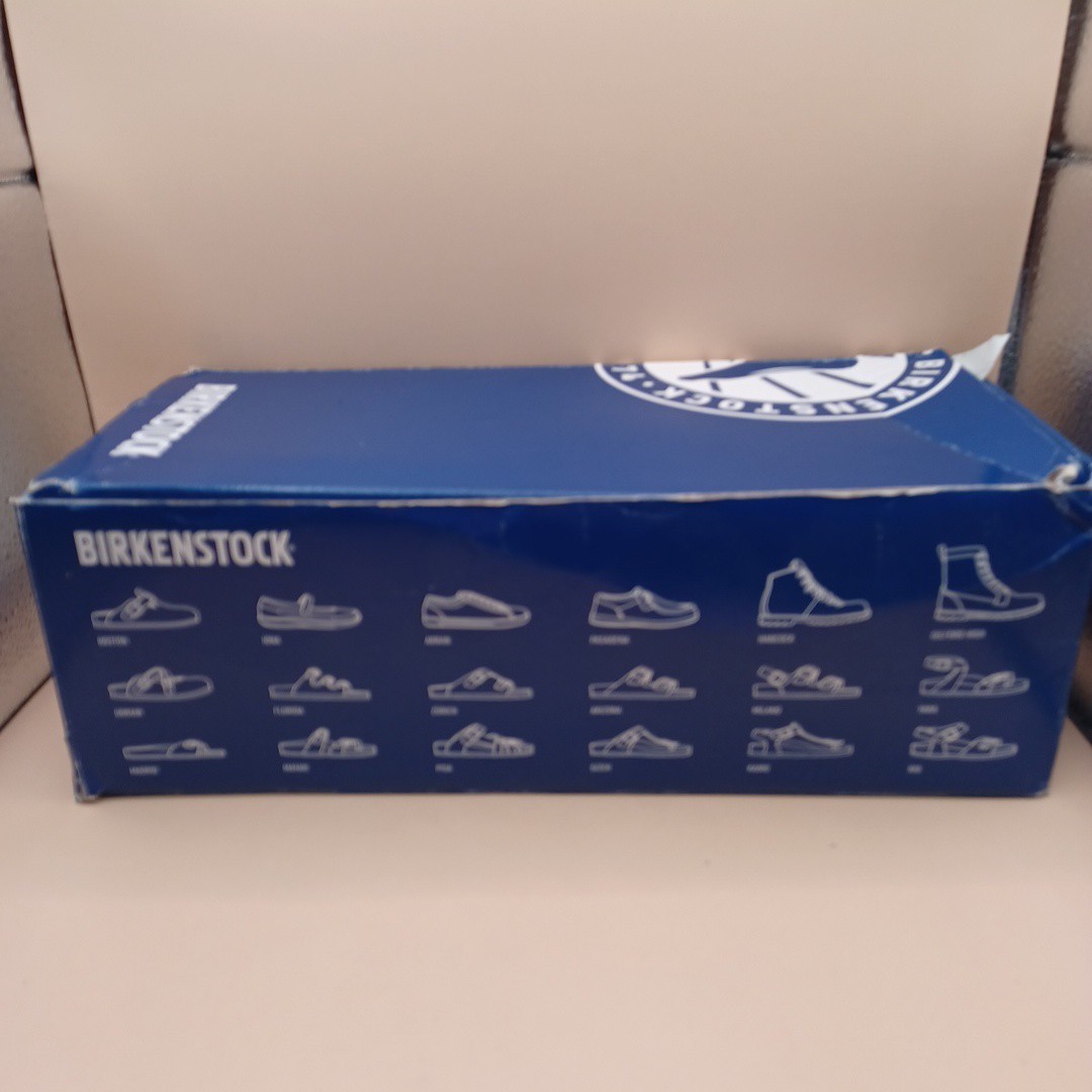 Birkenstock Boston Clog-Black Suede Size W:8 M:6 US