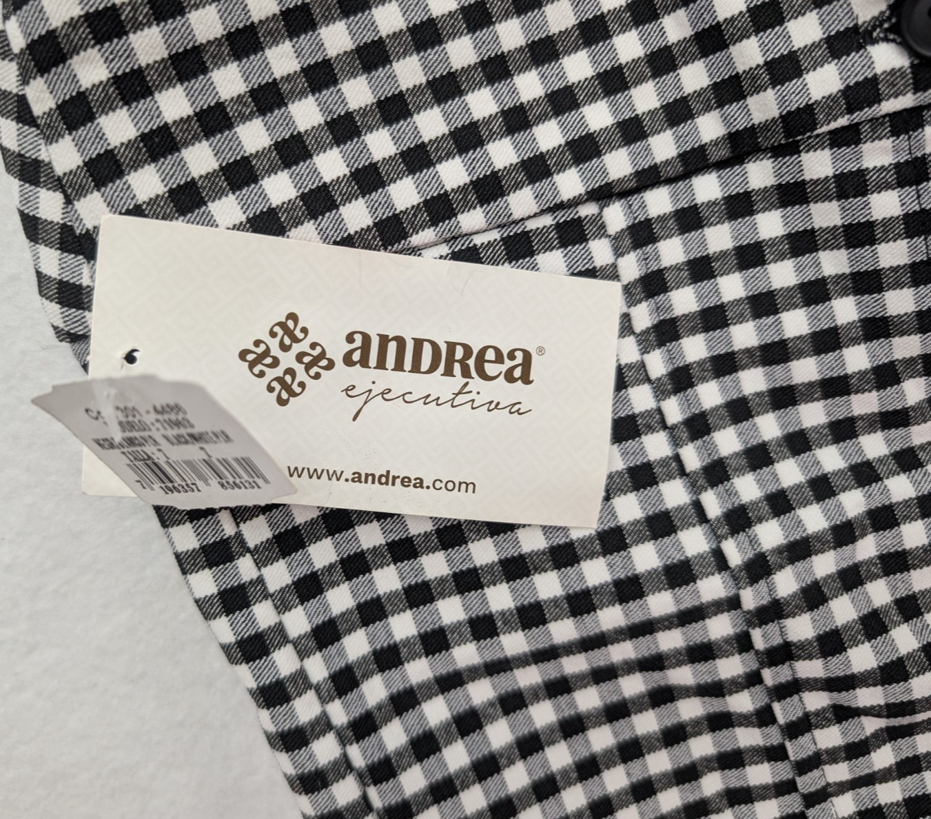 Andrea Women’s Pants Size 7 Black White Plaid Gingham Skinny Stretch