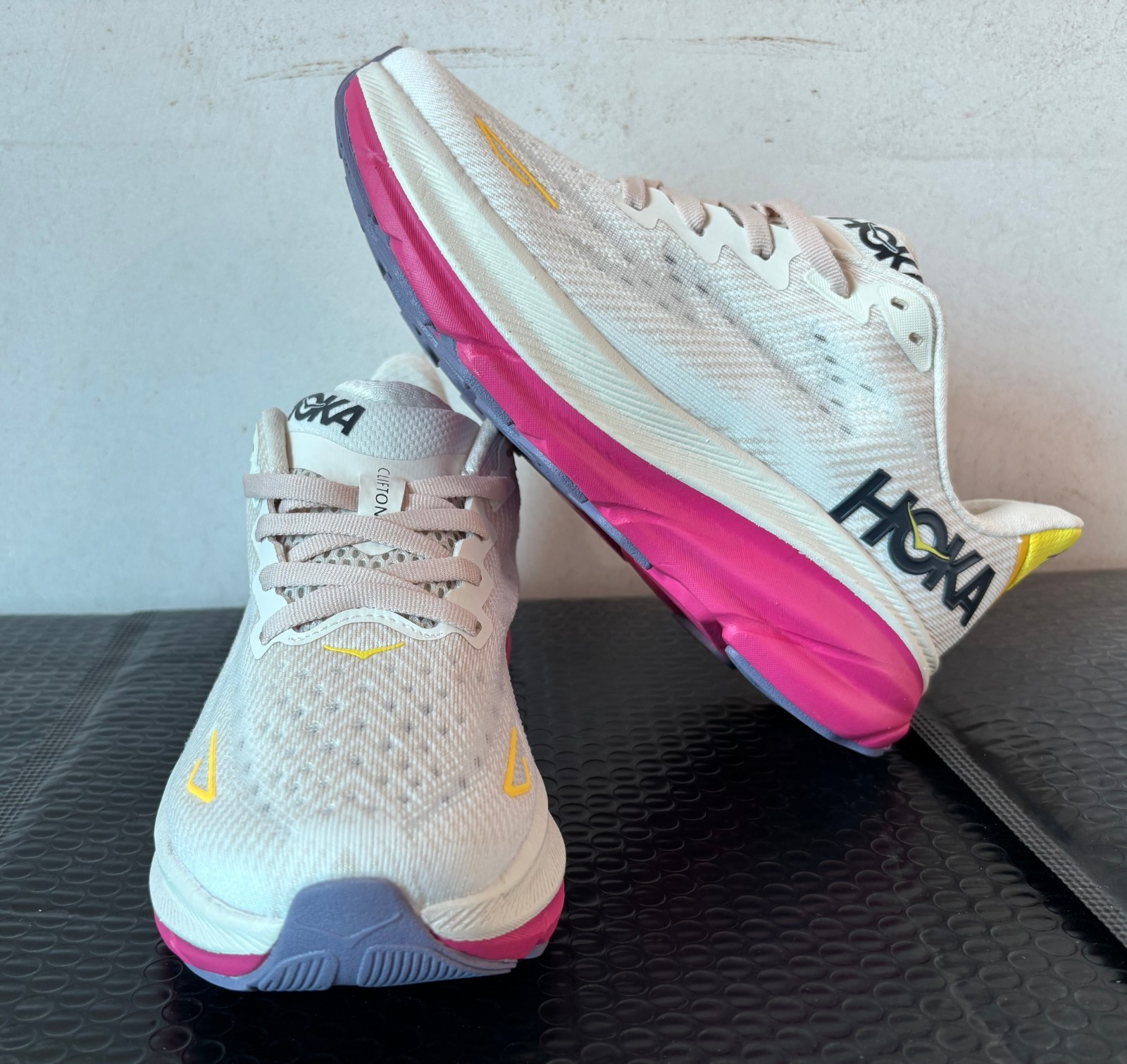 Size US 7.5 – Hoka Clifton 9 Women Shoe Running Casual Trainer No Box