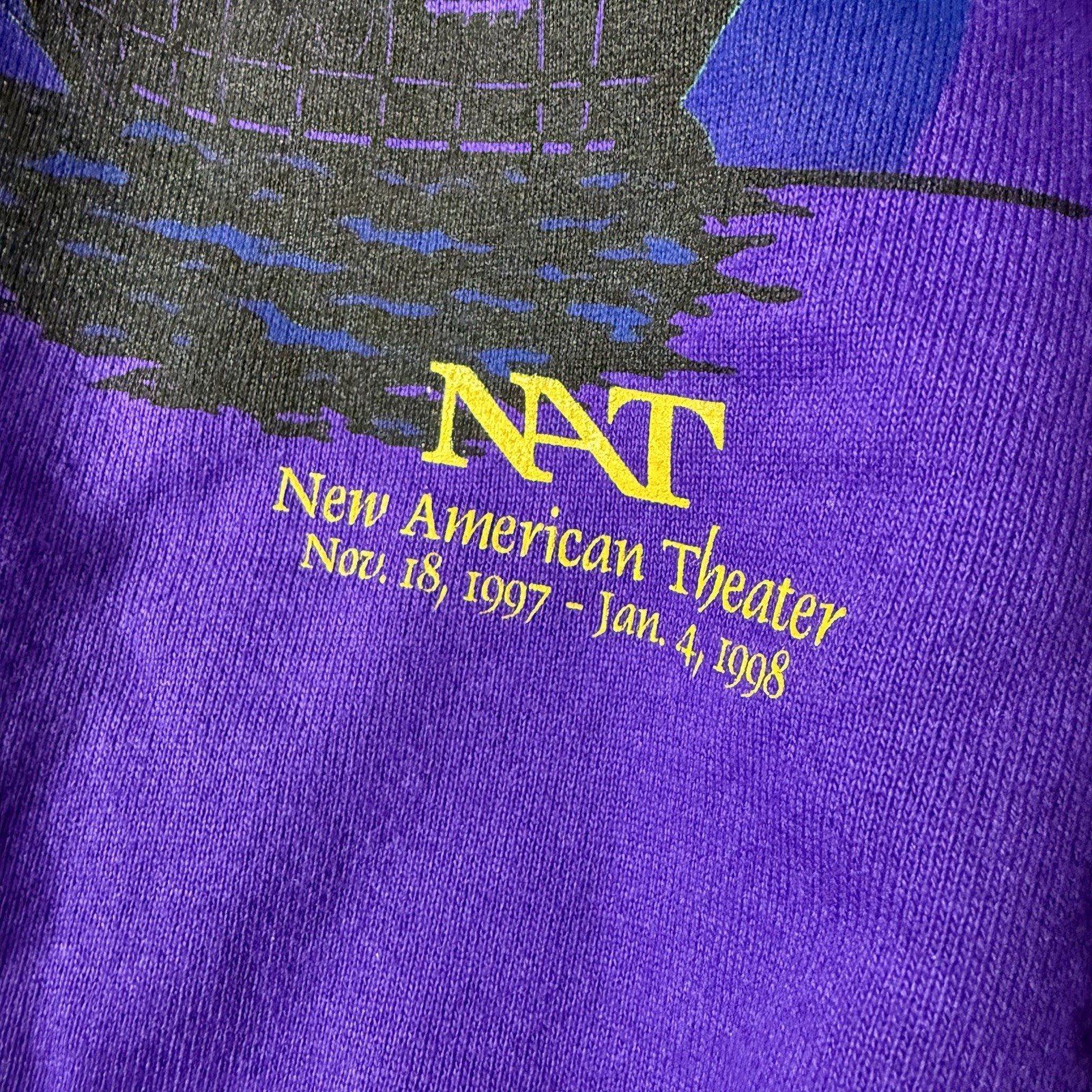 Peter Pan VTG New American Theater Crewneck Large