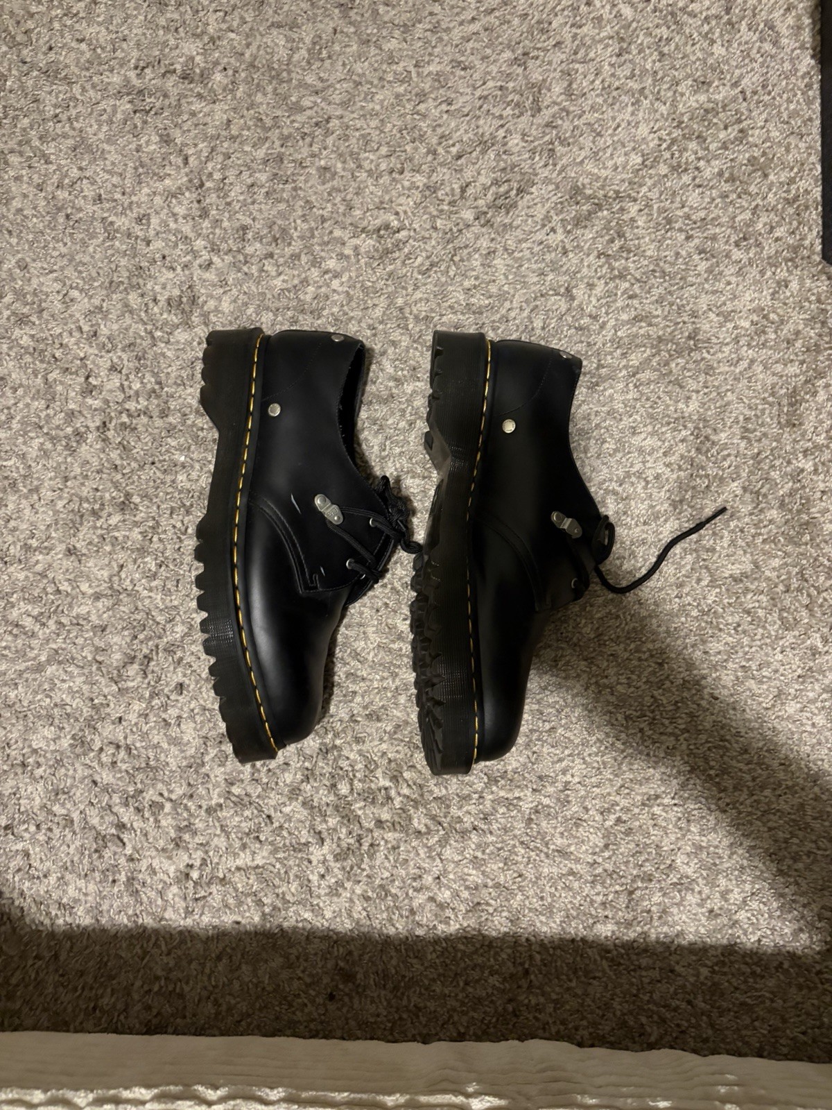 Dr. Martens Men’s Black Leather Ankle Boots Lace-Up Round Toe Comfort 13