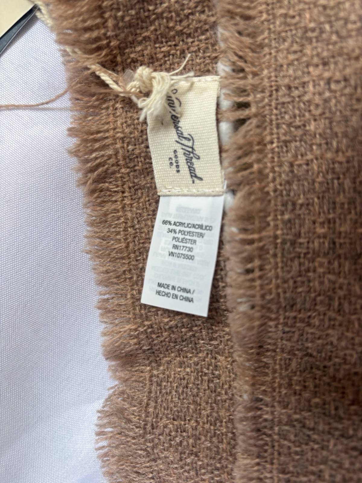 Universal Thread Brown Solid Knit Scarf with Fringe – Women’s Acrylic Blend NWT