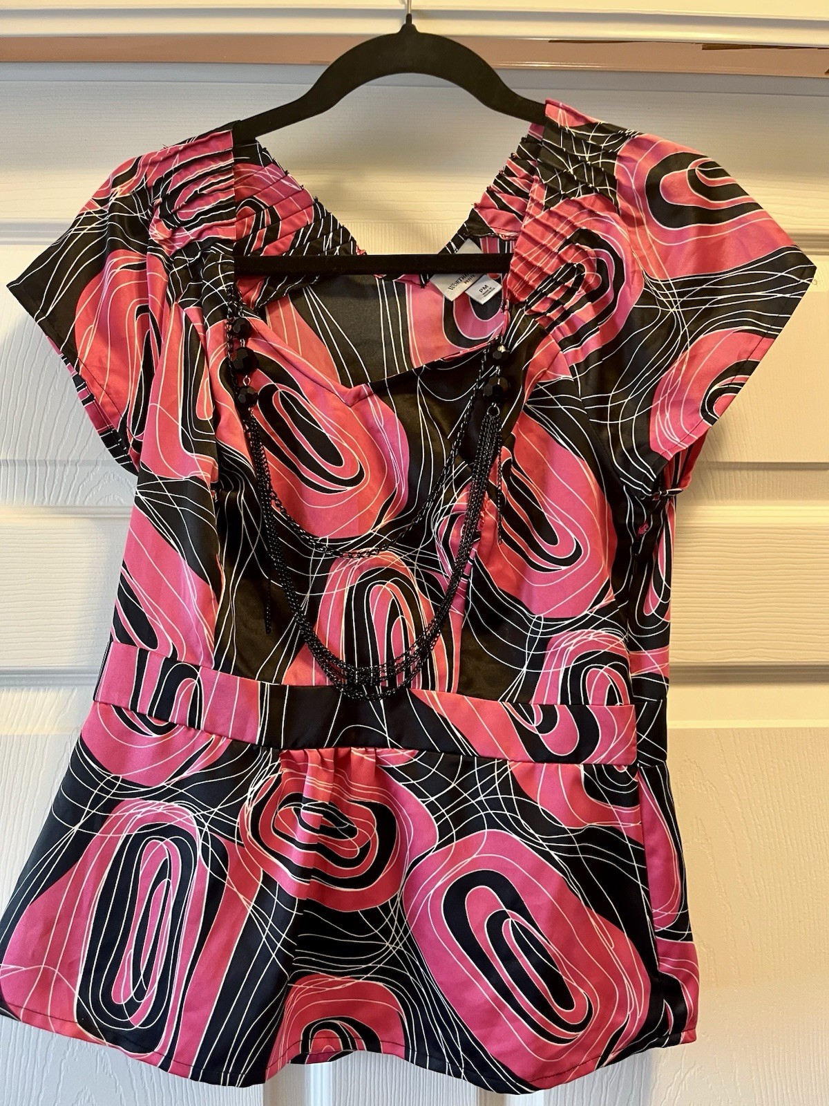 Worthington Women’s Petite PM Pink Black White Abstract V-Neck Cap Sleeve Peplum