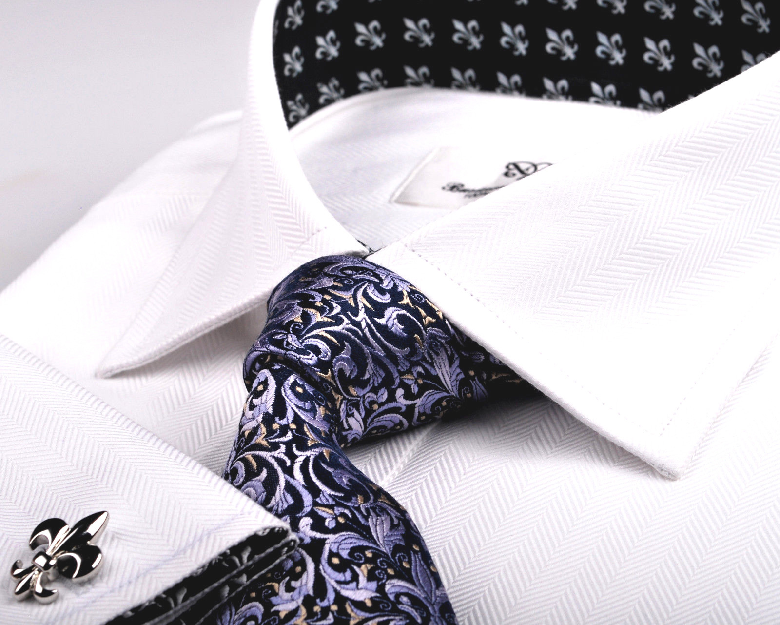 White Herringbone Twill Formal Business Dress Shirt Fleur-De-Lis Italian GQ Boss