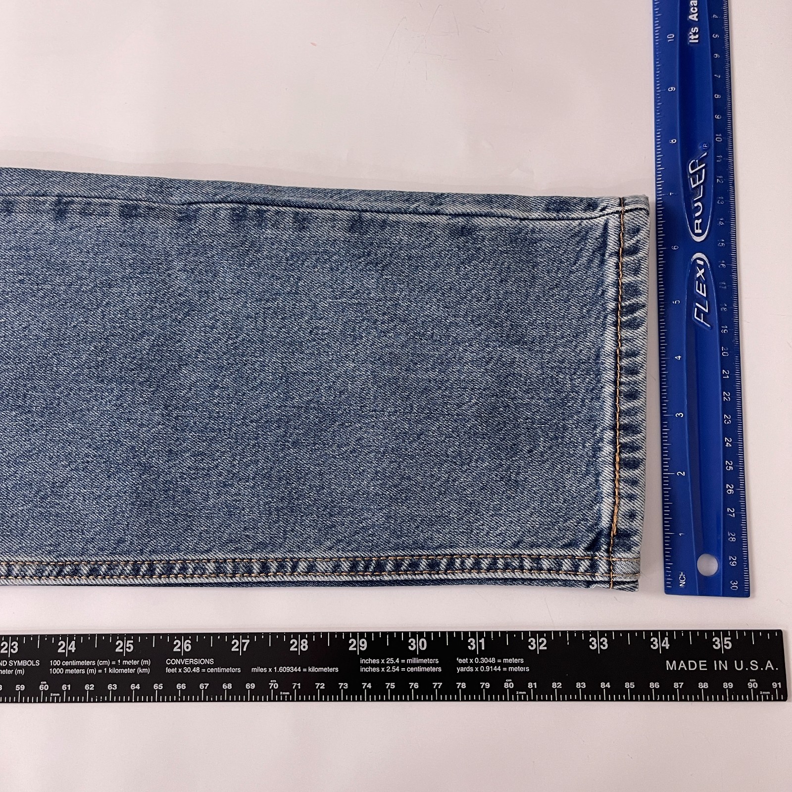 Levis 512 Jeans Mens 36×34 Blue Slim Taper Light Wash Denim Preppy Minimalist