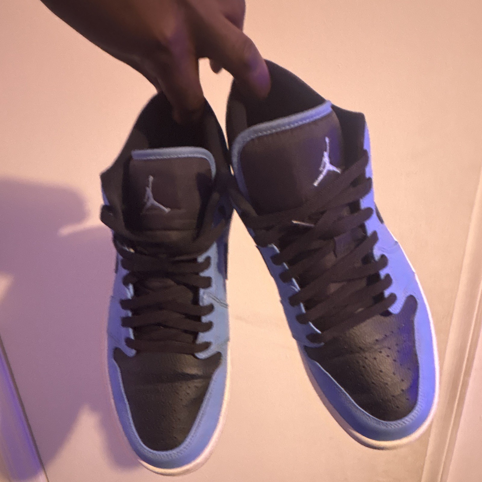 Jordan Air Jordan 1 Low Men’s Low-Top Colorblock Lace-Up Sneaker Blue