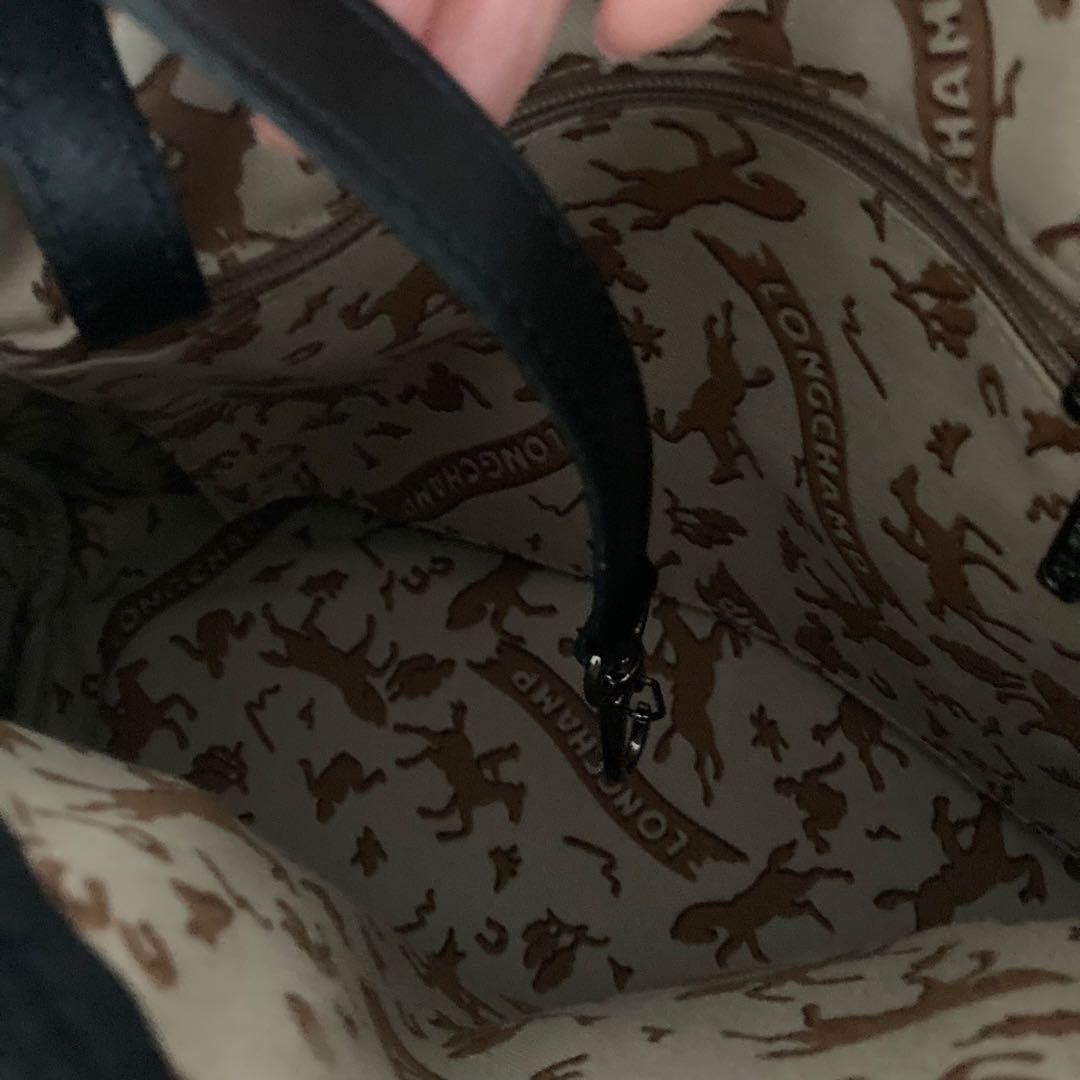 LONGCHAMP Black Patent Leather Boston Style Commuter Handbag Zip Top