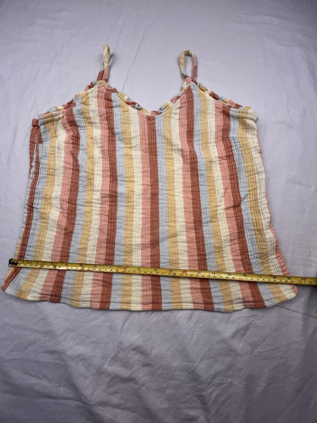 Women’s Juniors a.n.a Tank Top size Large Thin Straps & Ruffle Trim Multicolor