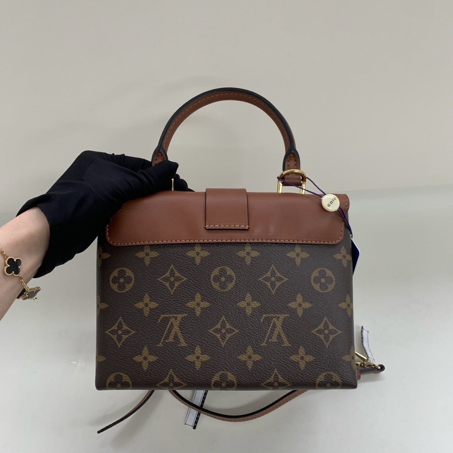 Louis Vuitton Pre-Owned Authentic Locky Bb Satchel Caramel