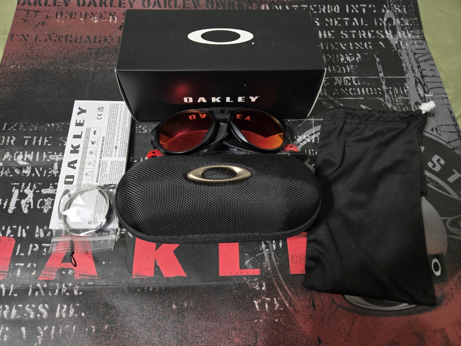 Rare Oakley Clifden Matte Black / Prizm Snow Torch Iridium Lenses OO9440-0356