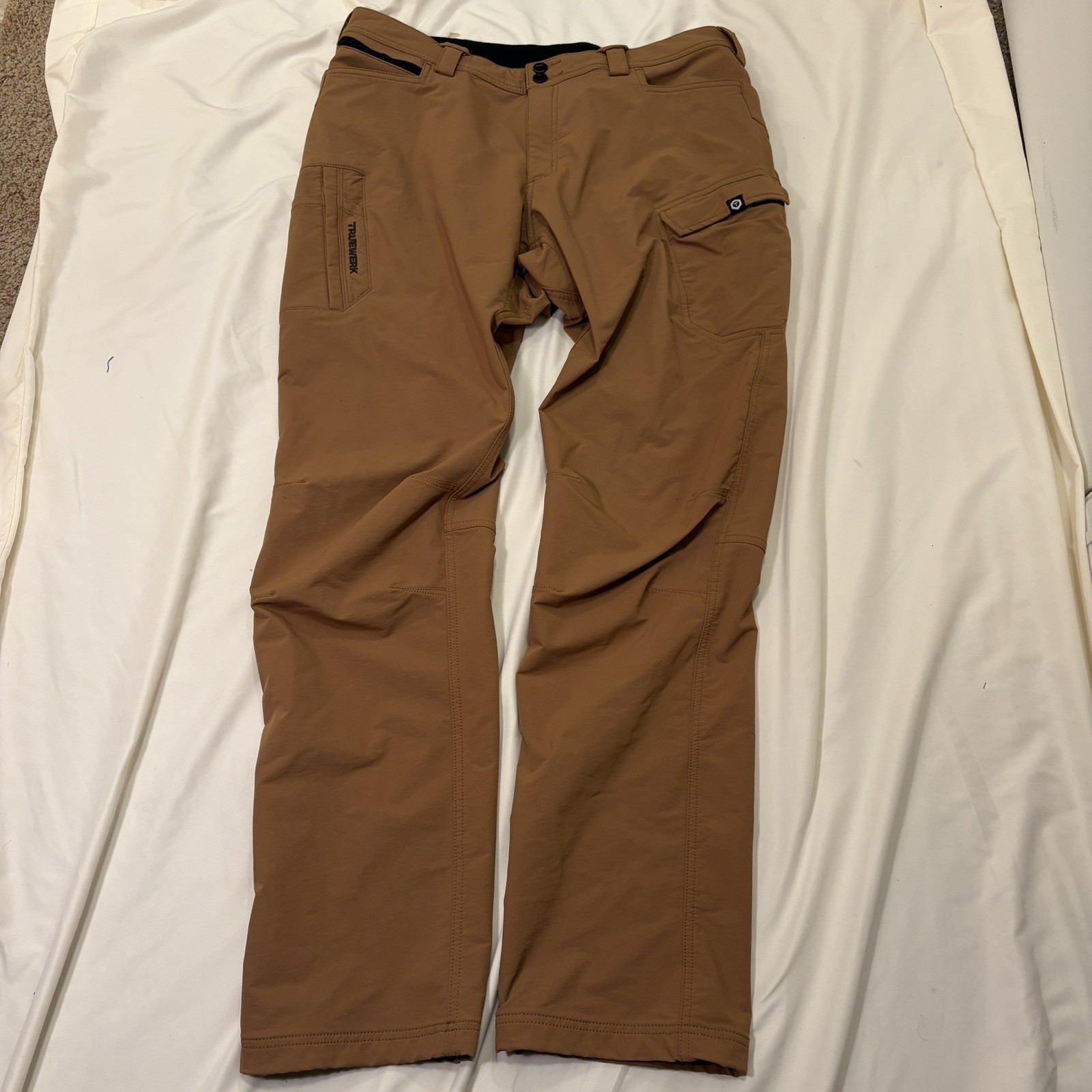 Truewerk T2 Werkpant Mens Size 38×36 Sand Straight Leg Nylon Poly Spandex Good