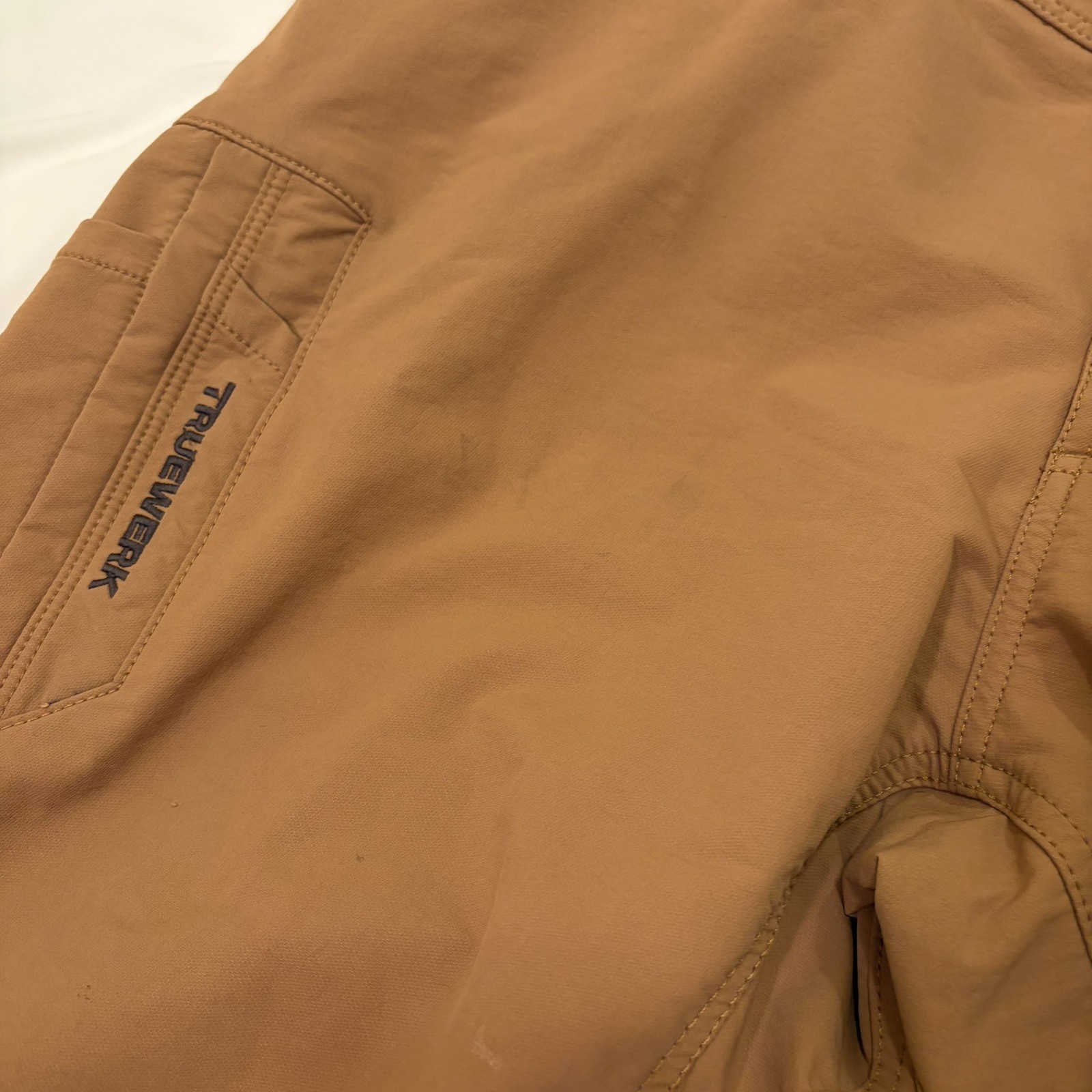 Truewerk T2 Werkpant Mens Size 38×36 Sand Straight Leg Nylon Poly Spandex Good