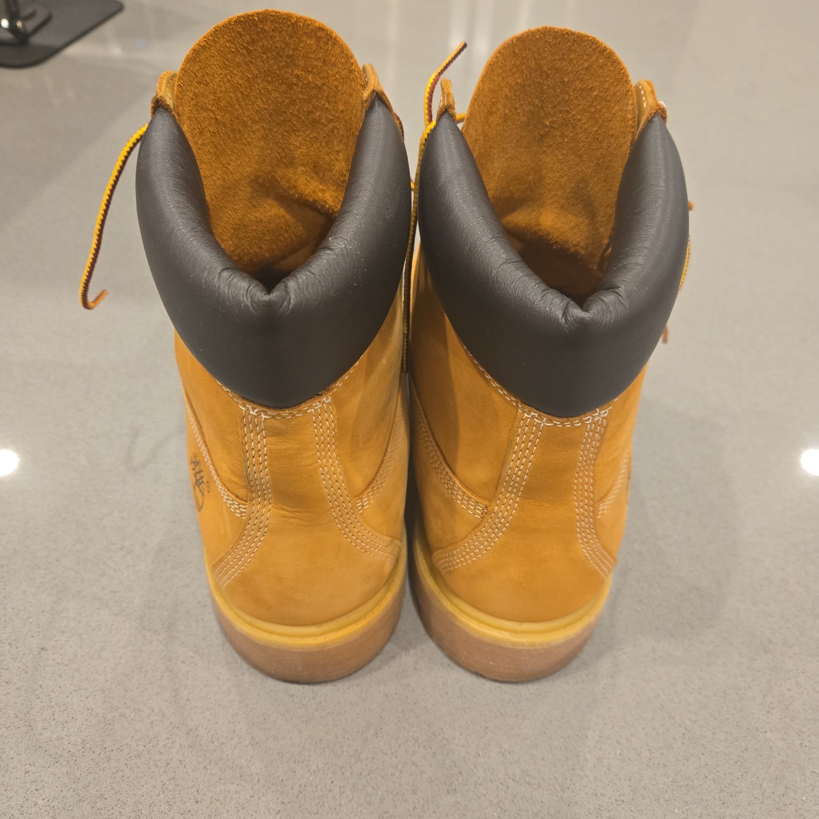 TIMBERLAND BOOTS 6 Inch 2 Pairs BLACK WHEAT PRE OWNED SEE DESCRIPTION