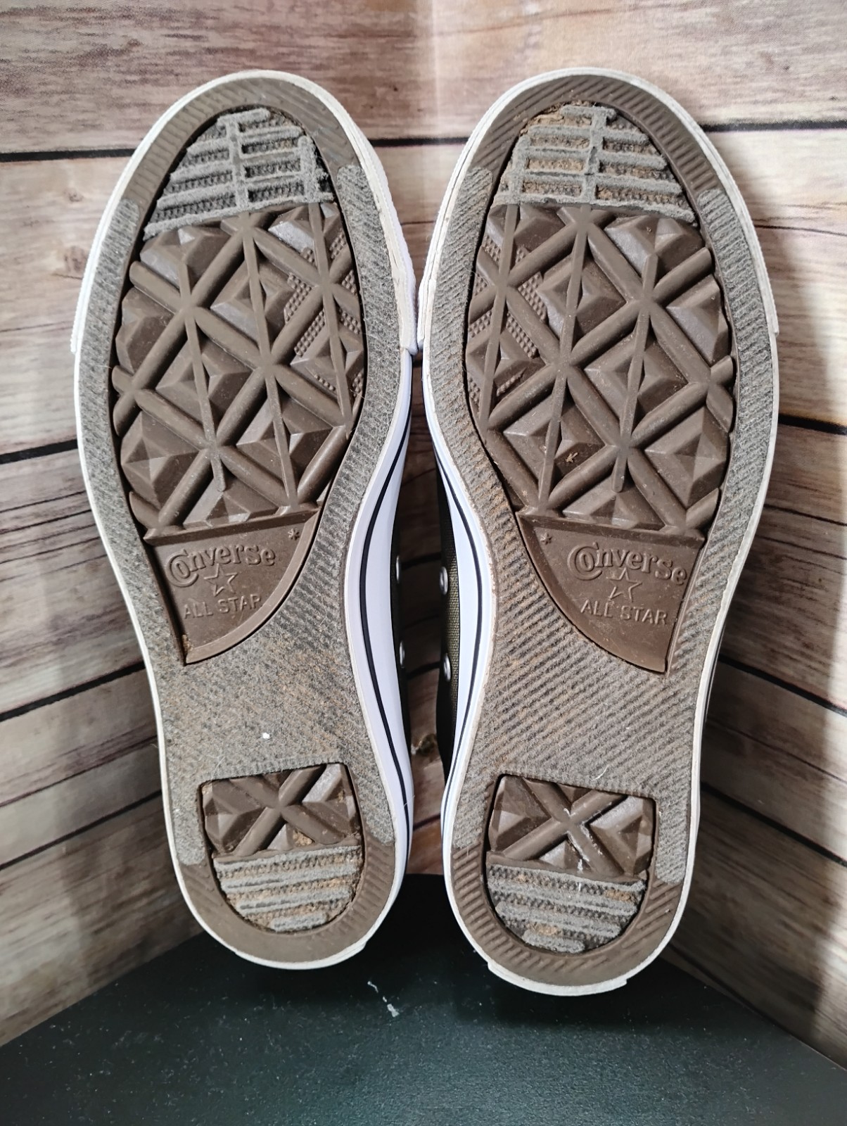 Converse All Star Chuck Taylor Low Top Olive Green 151184F Men 4 / Women 6 -…